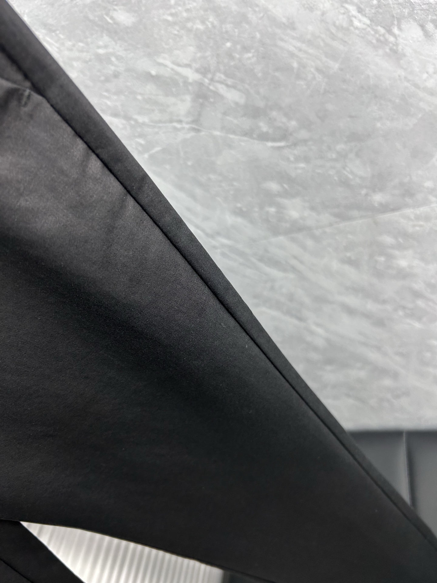 巴宝‘’休闲裤 西裤2025SS秋冬新款 高级定制裤子专用面料 定制原版五金 重工工艺打造 车工走线精细