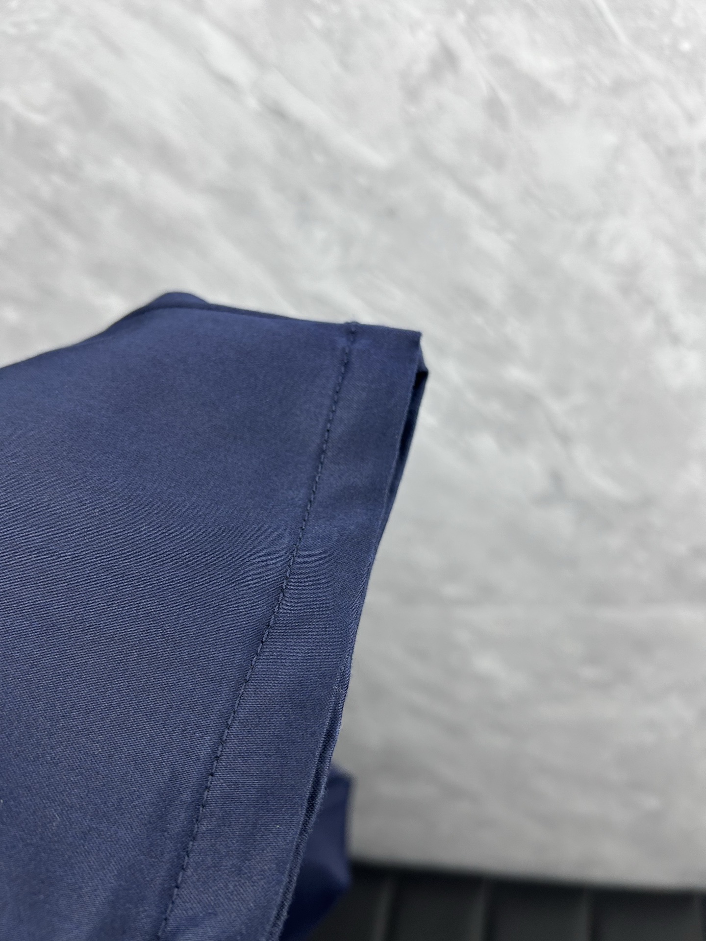 巴宝‘’休闲裤 西裤2025SS秋冬新款 高级定制裤子专用面料 定制原版五金 重工工艺打造 车工走线精细