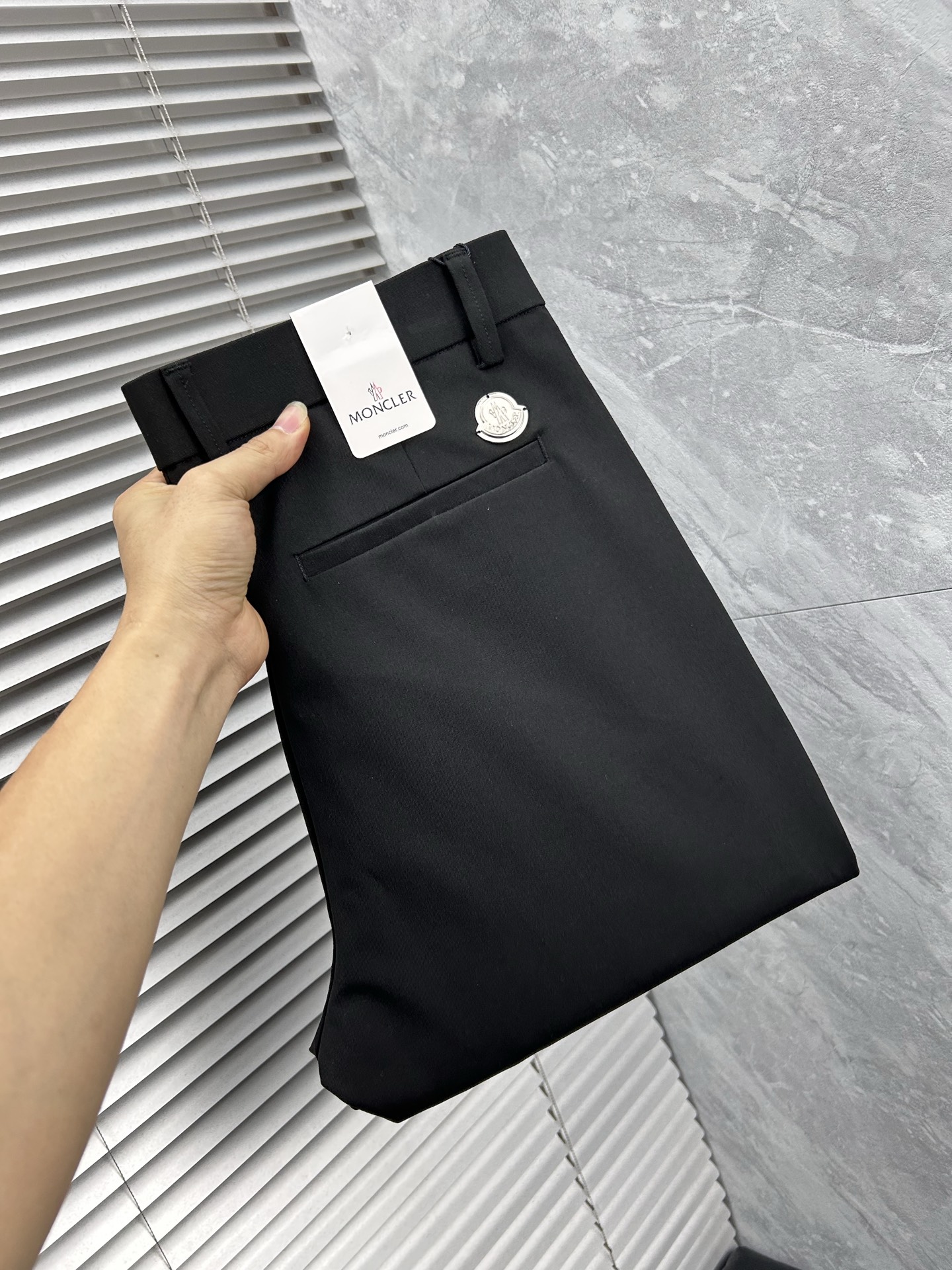 蒙‘’休闲裤 西裤2025SS秋冬新款 高级定制裤子专用面料 定制原版五金 重工工艺打造 车工走线精细 