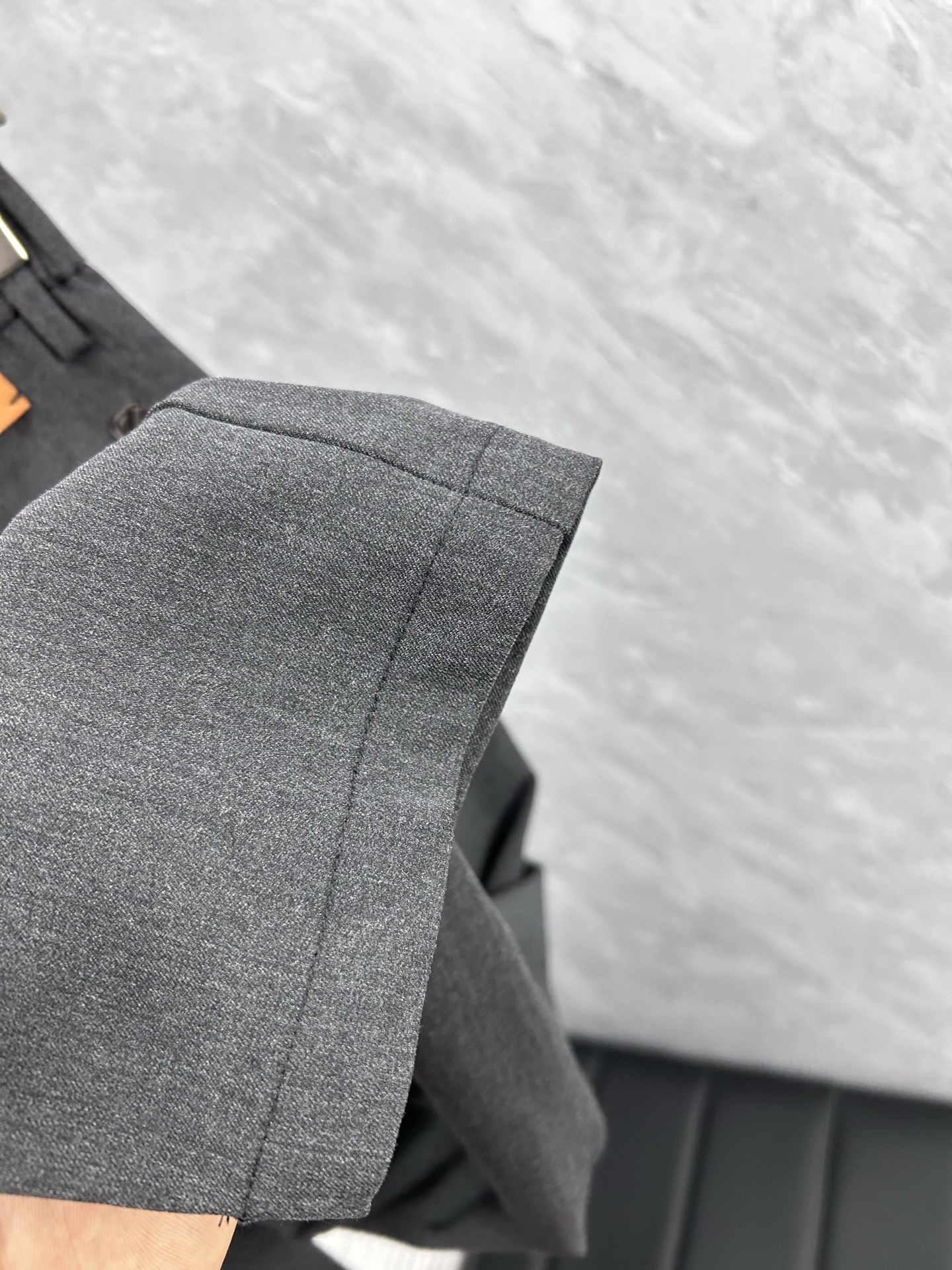 杰尼‘’休闲裤 西裤2025SS秋冬新款 高级定制裤子专用面料 定制原版五金 重工工艺打造 车工走线精细