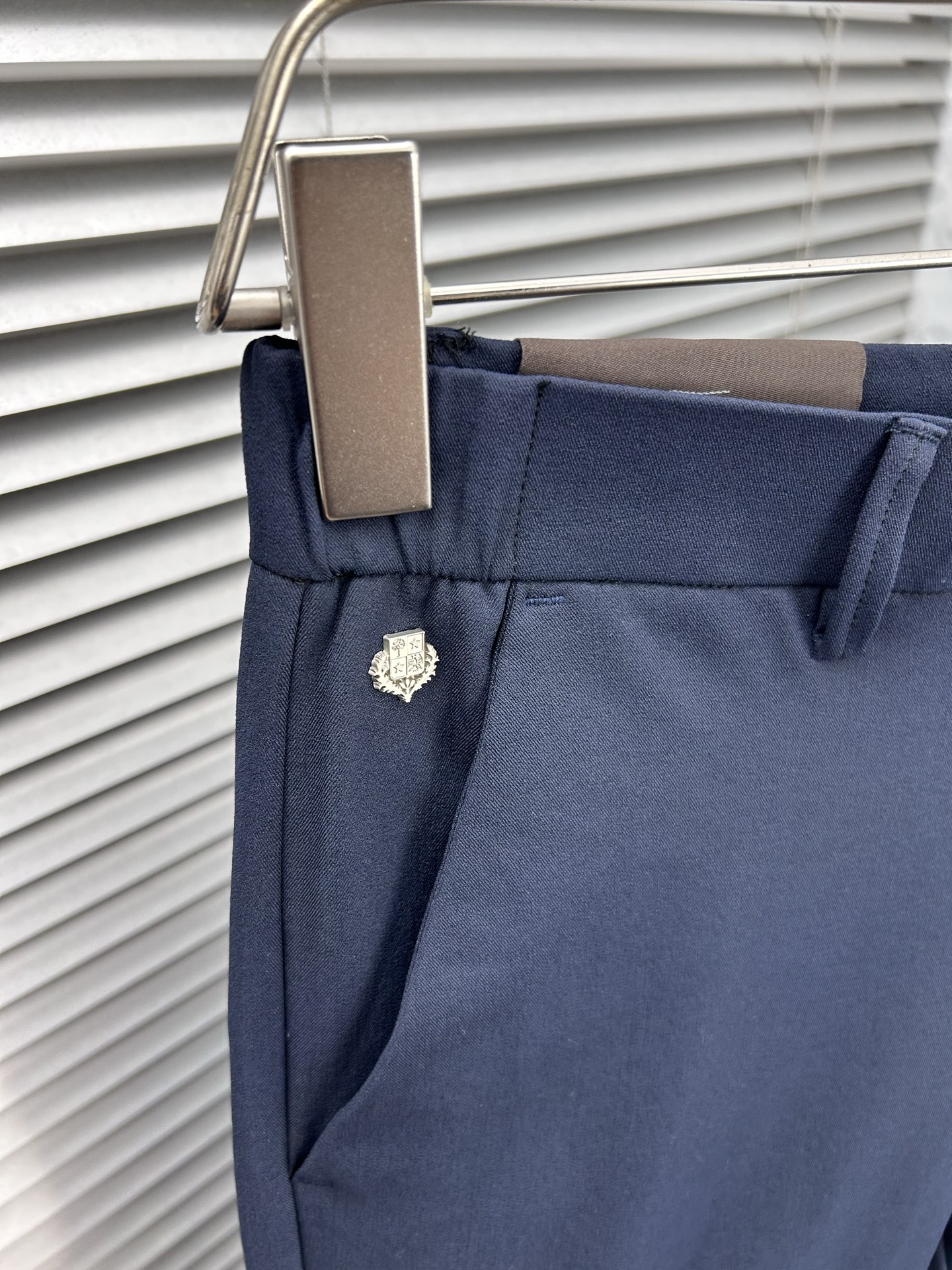 BC 休闲裤 西裤2025SS秋冬新款 高级定制裤子专用面料 定制原版五金 重工工艺打造 车工走线精细 