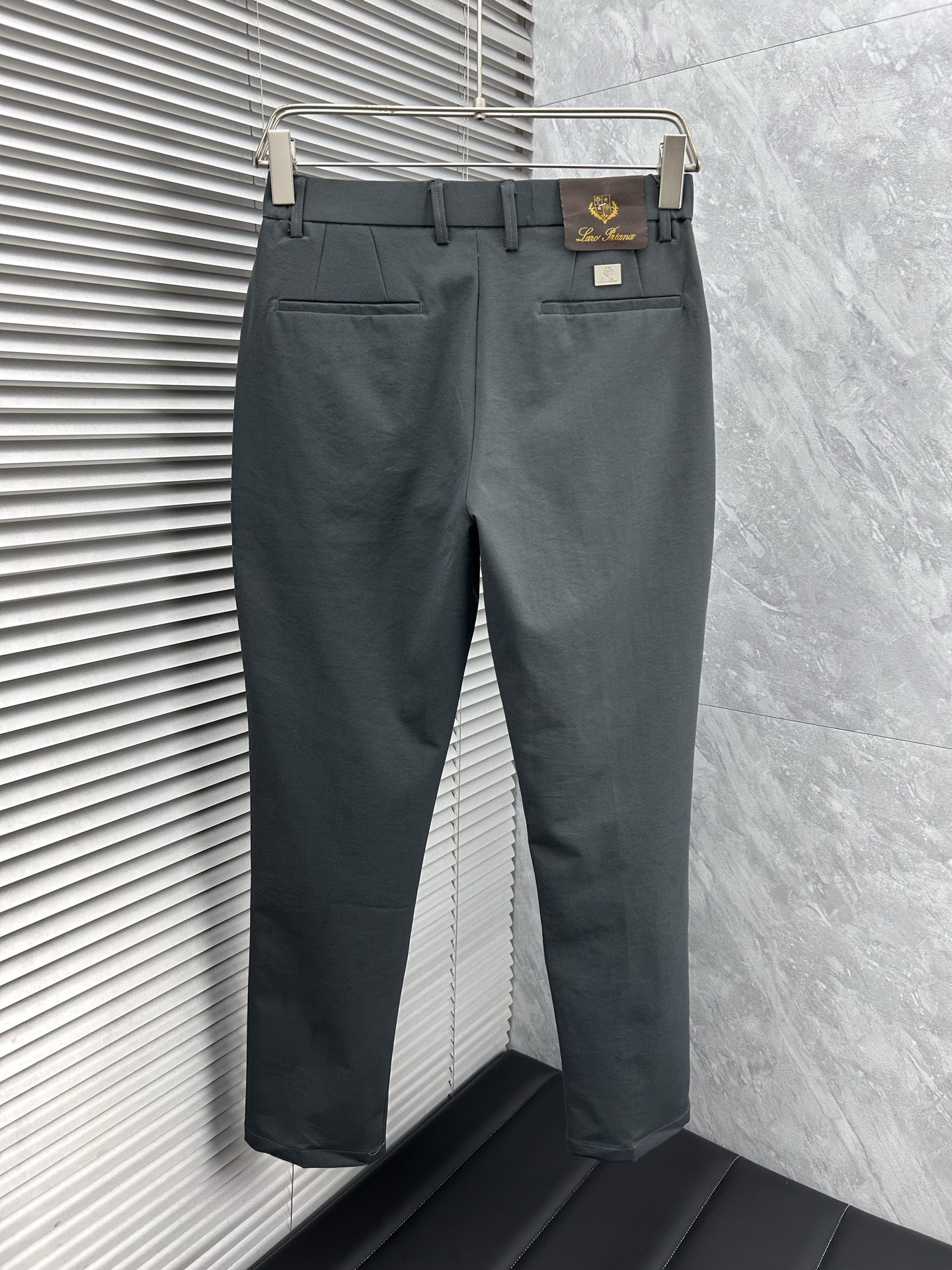 BC 休闲裤 西裤2025SS秋冬新款 高级定制裤子专用面料 定制原版五金 重工工艺打造 车工走线精细 