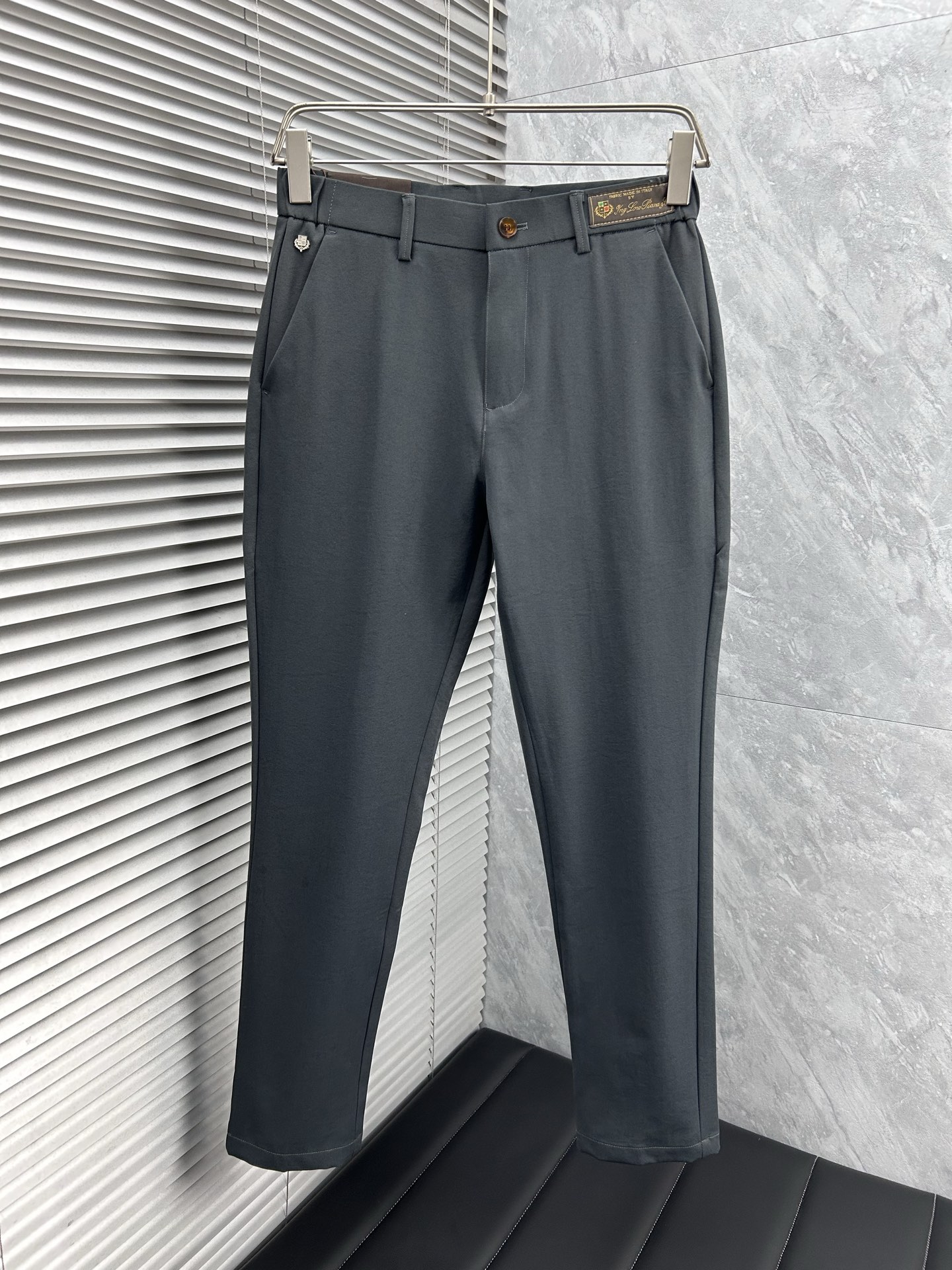 BC 休闲裤 西裤2025SS秋冬新款 高级定制裤子专用面料 定制原版五金 重工工艺打造 车工走线精细 