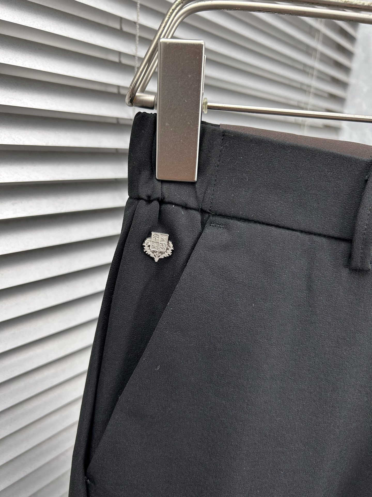 BC 休闲裤 西裤2025SS秋冬新款 高级定制裤子专用面料 定制原版五金 重工工艺打造 车工走线精细 