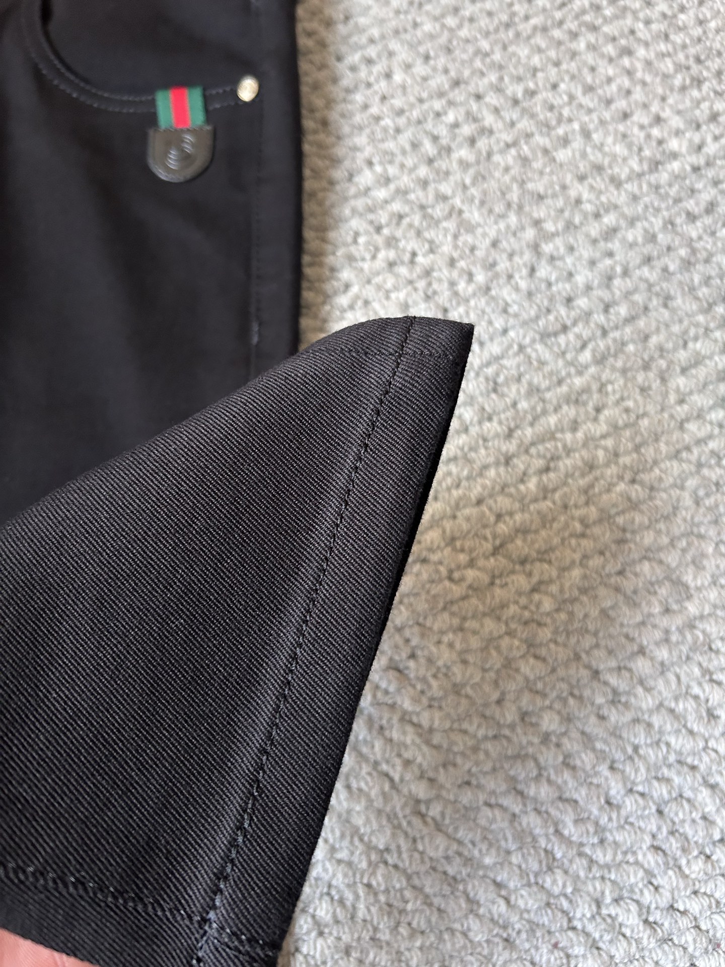 🔥古奇🔥秋冬修身版直筒牛仔裤！重工酵磨水洗工艺，修身直筒版型带弹力上身非常舒适，穿出去非常有档次,裤型款