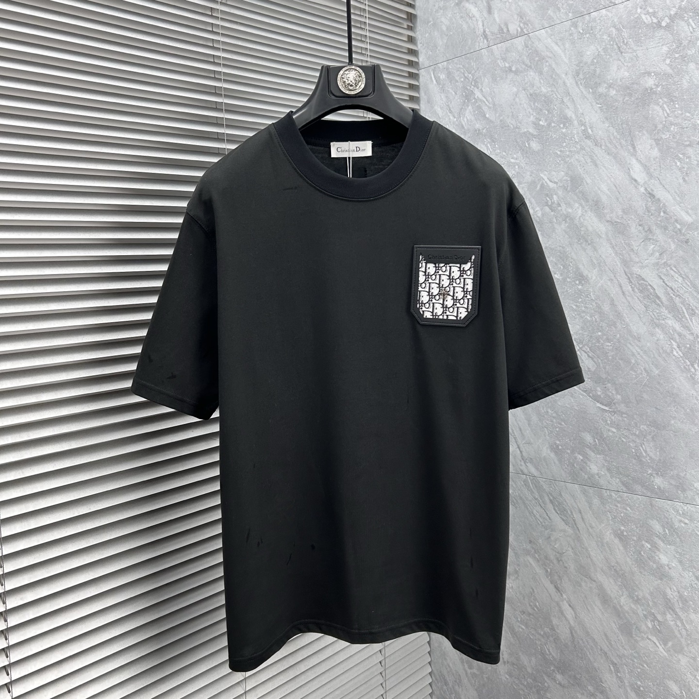 NO:907290,dr 2026 spring and summer new products, pure cotton round neck short-sleeved T-shirt, good product, no need to introduce too much, look at the details, counter size M-XXXL 175/140, recommended L,, T-shirt, tees, t-shirt,19860909dr 2026年春夏新品上新 纯棉圆领短袖T恤 好货不用过多介绍 看细节 专柜码数M-XXXL 175/140建议L,,T-shirt,tees，t-shirt,,Men's clothing