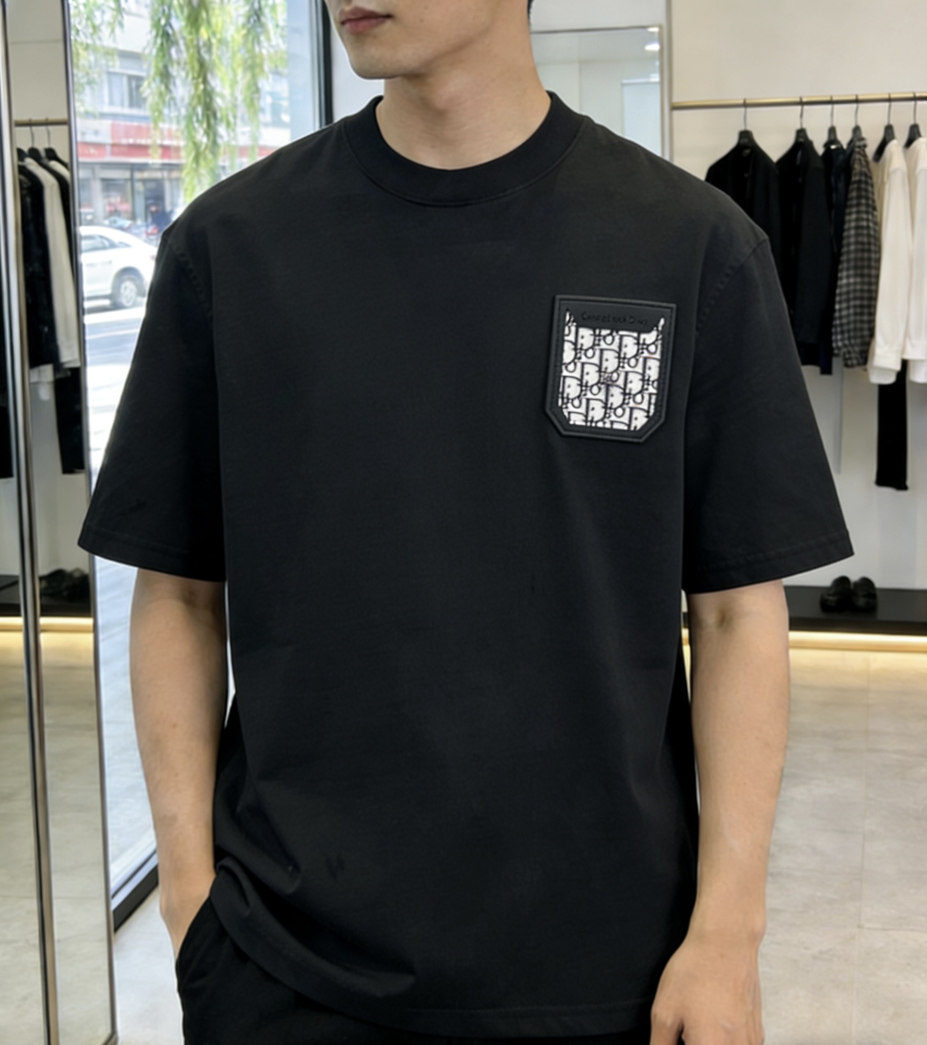 NO:908489,dr‘’ 2026 spring and summer new products, pure cotton round neck short-sleeved T-shirt, good product without too much introduction, look at the details, counter size M-XXXL 175/140, recommended L,, T-shirt, tees, t-shirt,19860909dr‘’ 2026年春夏新品上新 纯棉圆领短袖T恤 好货不用过多介绍 看细节 专柜码数M-XXXL 175/140建议L,,T-shirt,tees，t-shirt,,Men's clothing
