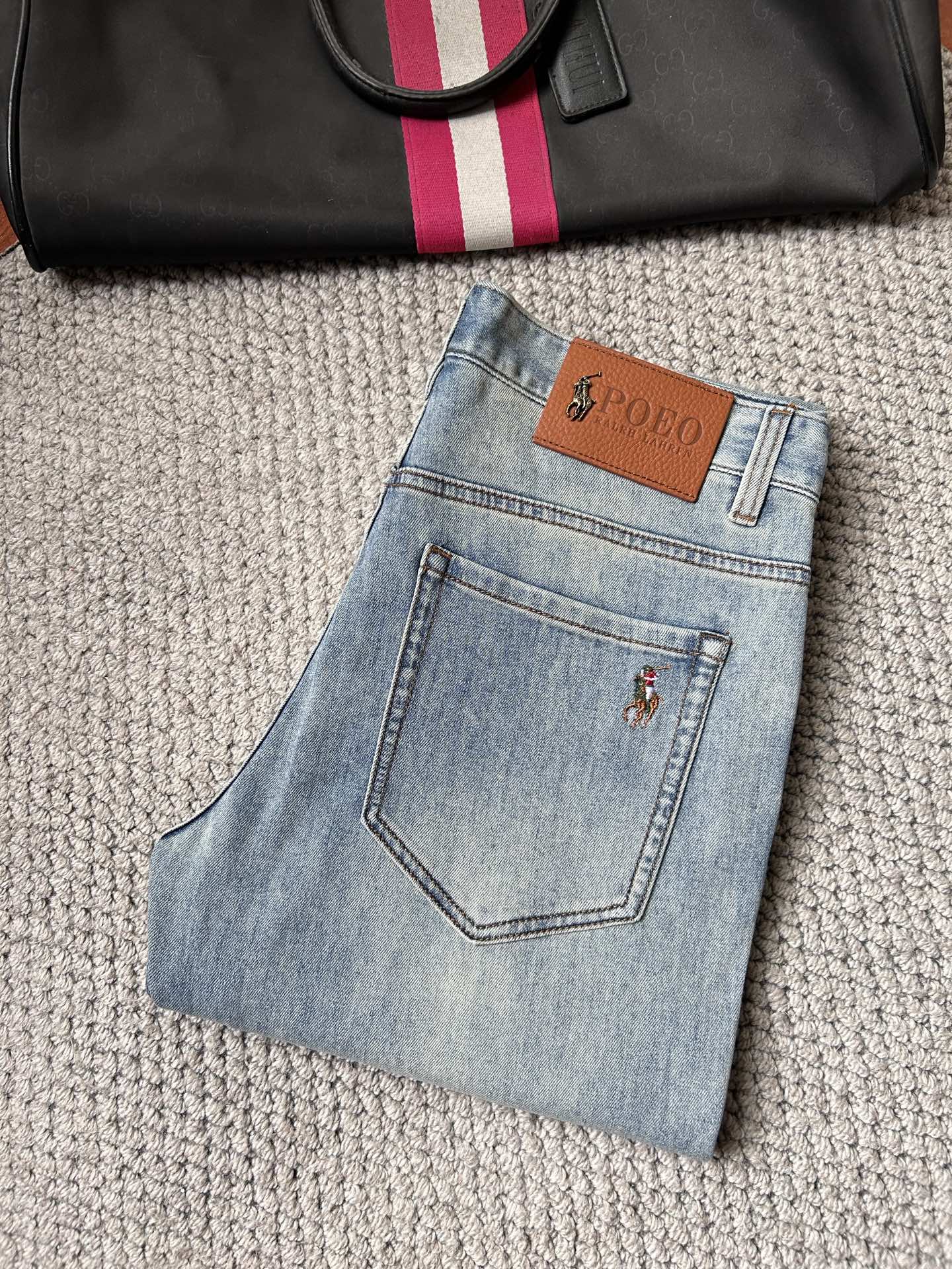 NO:871626,Guaranteed ‘’2026 new spring and summer men’s casual jeans, top quality!  Channel orders and official website sales simultaneously!  !  Original factory custom-made denim made of pure cotton!  Suitable for various combinations of casual and formal wear ~ perfect for daily commuting!  !  Size 29-38 (not 37).,,jeans,19860909保‘’2026春夏新款男士休闲牛仔裤,顶级品质！渠道订单,官网同步出售！！原厂订制牛仔全棉材质！适合休闲/正装各种搭配～日常通勤的极品！！尺码29-38（没37）.,,jeans,,Men's clothing