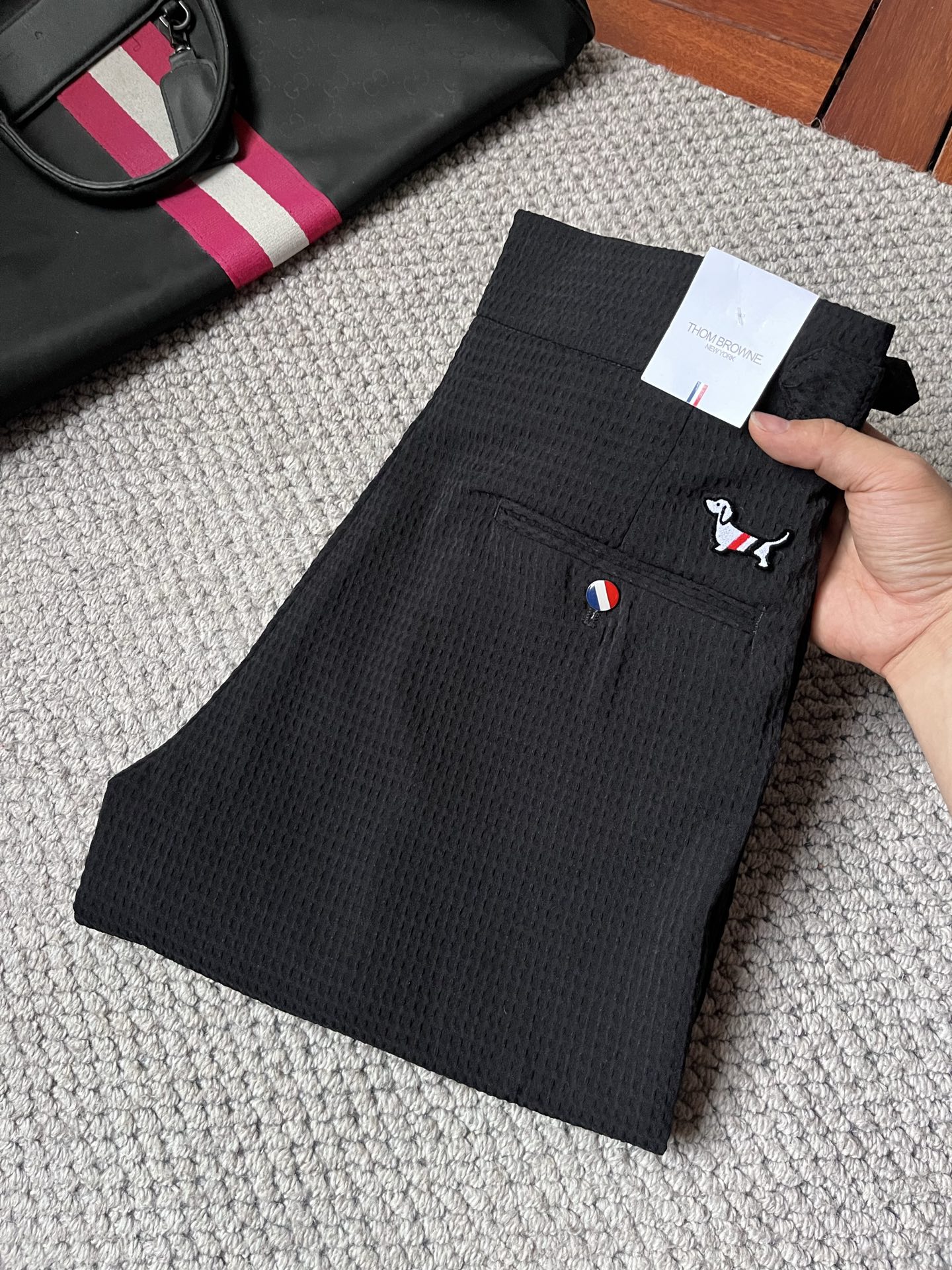NO:918813,TB casual pants, trousers, new style, four-season style, special fabric for advanced custom pants, customized original hardware, heavy craftsmanship, fine turning and wiring, customized fabric, soft and comfortable, significant texture, exquisite accessories, great upper body effect, complete with three standards, standard size 29-36, no 35 (shipped next day),,19860909TB 休闲裤 西裤 新款 四季款 高级定制裤子专用面料 定制原版五金 重工工艺打造 车工走线精细 定制面料 柔软舒适 质感显著 辅料精美 上身效果超赞 三标齐全 标准尺码29-36,无35（隔天出货）,,,Men's clothing