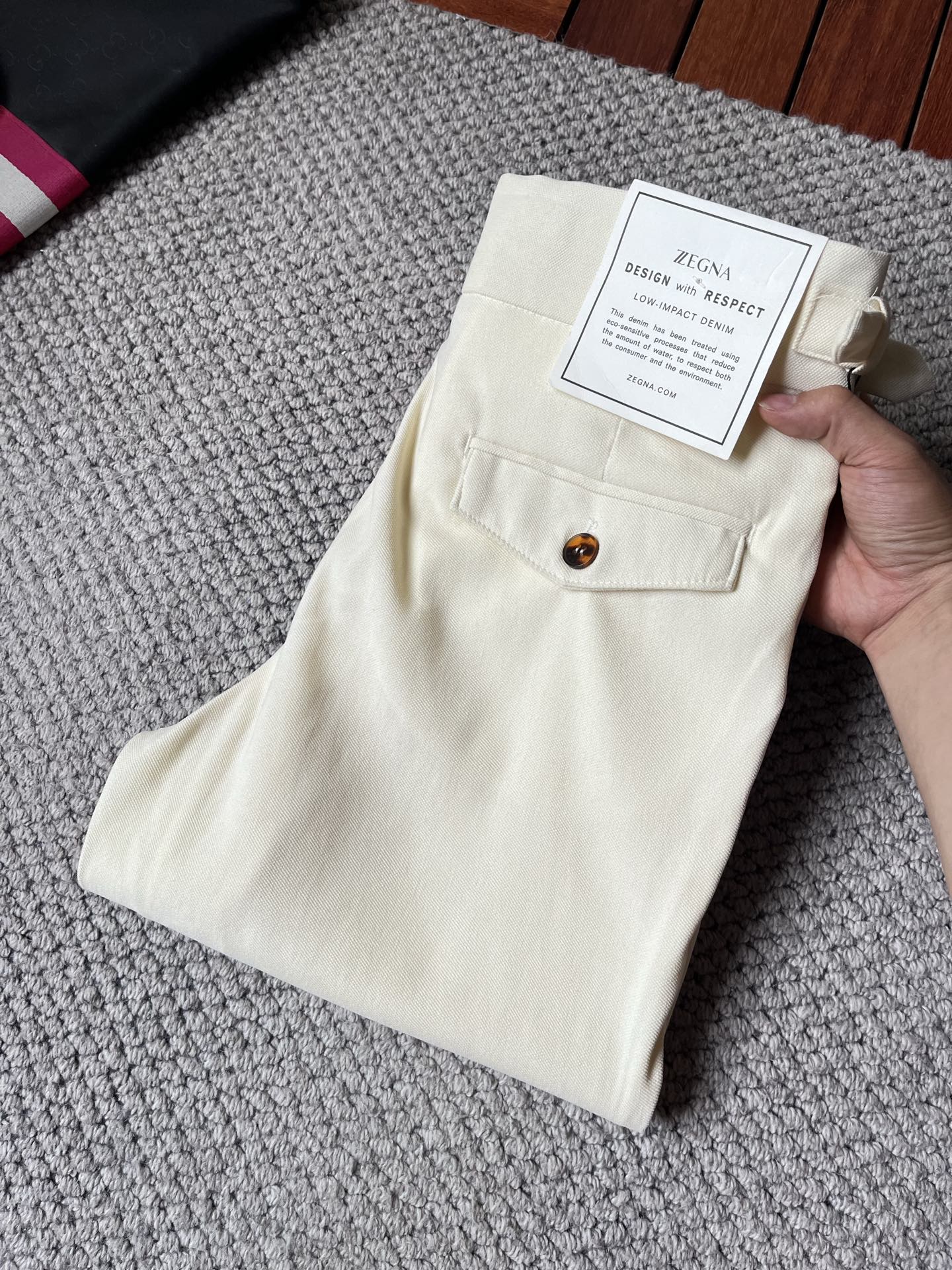NO:918798,Zegna casual pants, trousers, new style, four seasons, special fabric for advanced custom pants, customized original hardware, heavy craftsmanship, fine turning and wiring, customized fabric, soft and comfortable, significant texture, exquisite accessories, great upper body effect, complete three standards, standard size 29-36, no 35 (shipped next day),,zegna,19860909杰尼亚 休闲裤 西裤 新款 四季款 高级定制裤子专用面料 定制原版五金 重工工艺打造 车工走线精细 定制面料 柔软舒适 质感显著 辅料精美 上身效果超赞 三标齐全 标准尺码29-36,无35（隔天出货）,,zegna,,Men's clothing
