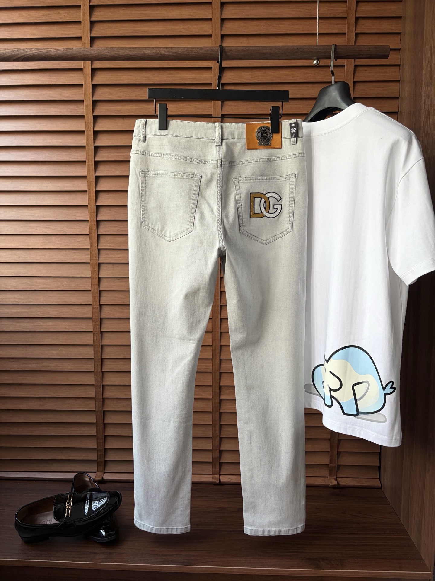 NO:917442,'Dujia' 2026 heavy-duty washed casual jeans, imported original washed stretch fabric, comfortable and elastic, unique design, super correct fit, comfortable and breathable, extremely high grade, counter quality, handsome upper body, size 29-38,,jeans,19860909《杜家》 2026重工水洗休闲牛仔裤,进口原版水洗弹力面料,舒适有弹性,独特设计,版型超正,舒适透气,档次极高,专柜品质,上身帅气十足,码数29-38,,jeans,,Men's clothing