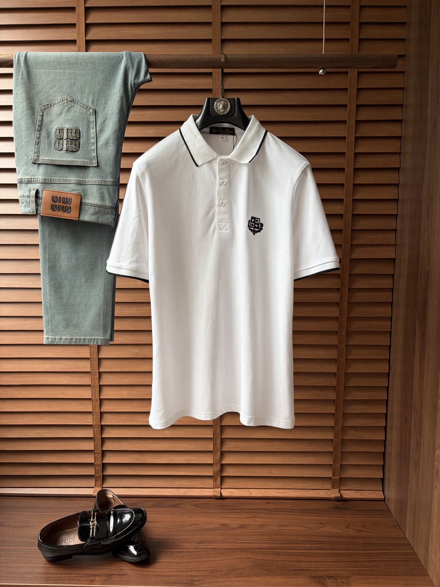 NO:925915,BC 2026 spring and summer new products, lapel short-sleeved polo shirt, good product, no need to introduce too much, look at the details, counter size M-XXXL,, T-shirt,19860909BC 2026年春夏新品上新 翻领短袖polo衫 好货不用过多介绍 看细节 专柜码数M-XXXL,,T-shirt,,Men's clothing