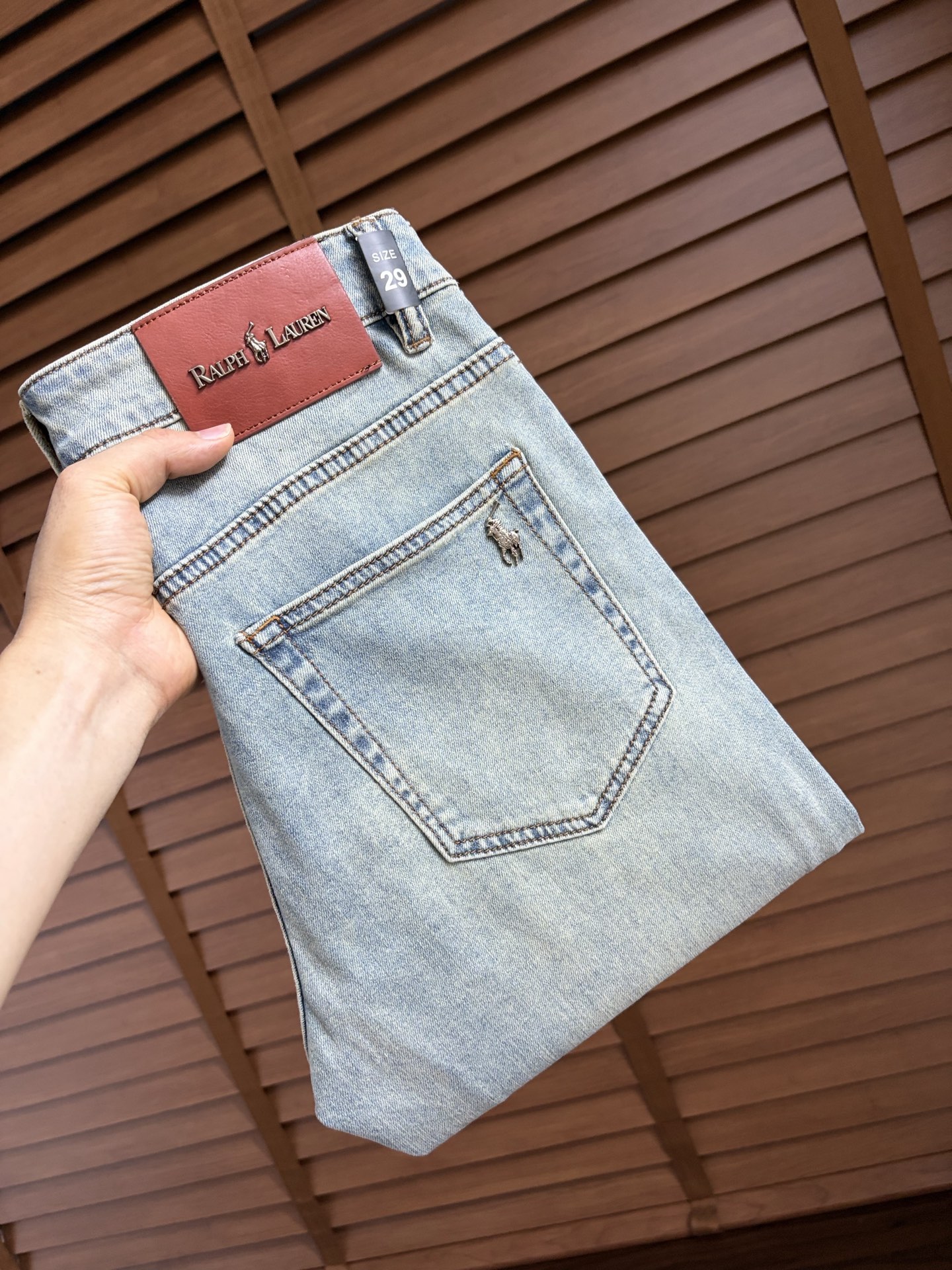 NO:927682,Paul's high-end customization, 2026 latest jeans, simultaneous sales at the counter, original customized replicas, customer-supplied hardware accessories, original quality, imported denim fabric with high elasticity, heavy washing, fine workmanship, and excellent upper body!  Preferred items Size: 29-38,,jeans,19860909保罗 高端定制、2026最新款牛仔裤 柜台同步发售 原版定制复刻 客供五金辅料 原单品质 进口牛仔面料高弹力 重工洗水 做工走线精细 上身绝佳！优选单品 码数: 29-38,,jeans,,Men's clothing