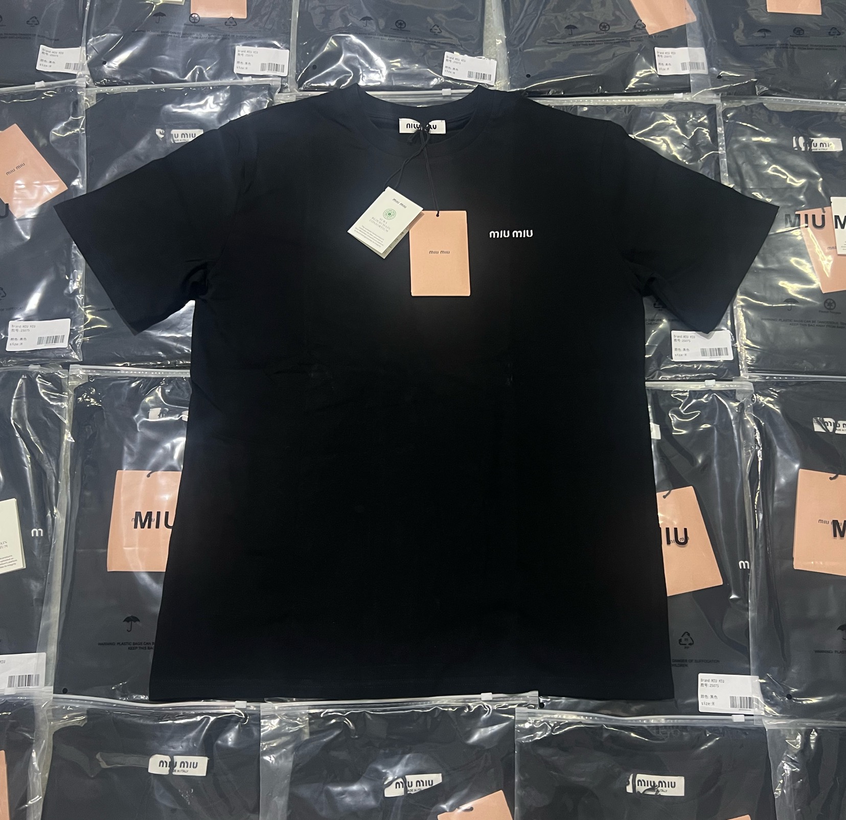 MIUMIU men 。MIU MIU 24SS T — photo 2
