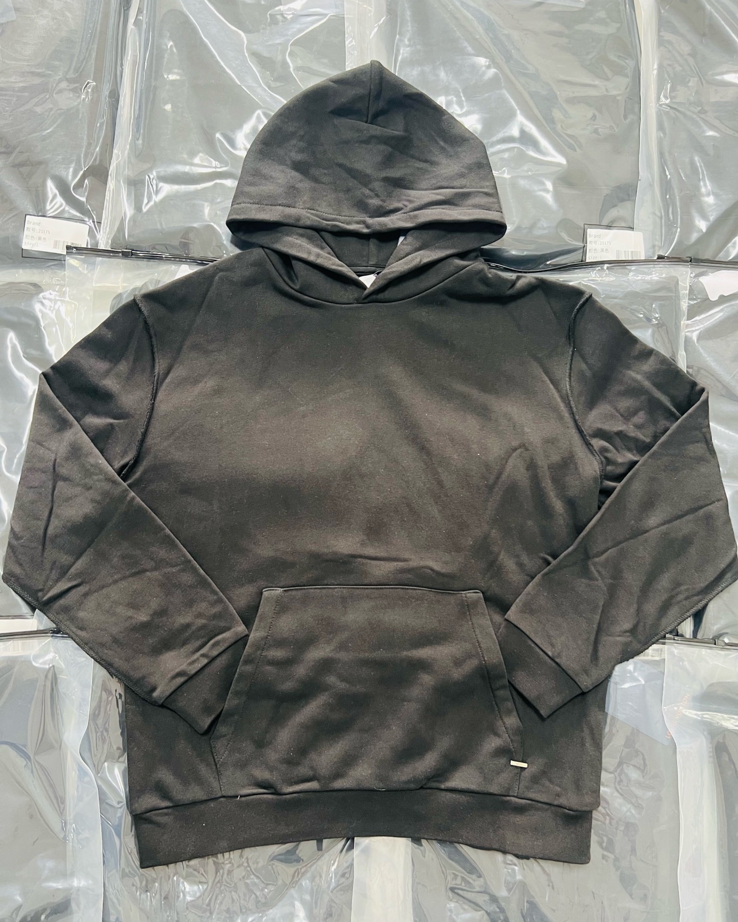 。LOUIS VUITTON纯色套头帽衫长袖卫衣●正品7899购入●潮牌双股360克抓毛卫衣料●2*2潮