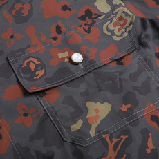 。LOUIS VUITTON25SS印花短袖工装衬衫●正品12000购入开发●采用40支棉质府绸面料●数 。LOUIS VUITTON25SS印花短袖工装衬衫●正品12000购入开发●采用40支棉质府绸面料●数