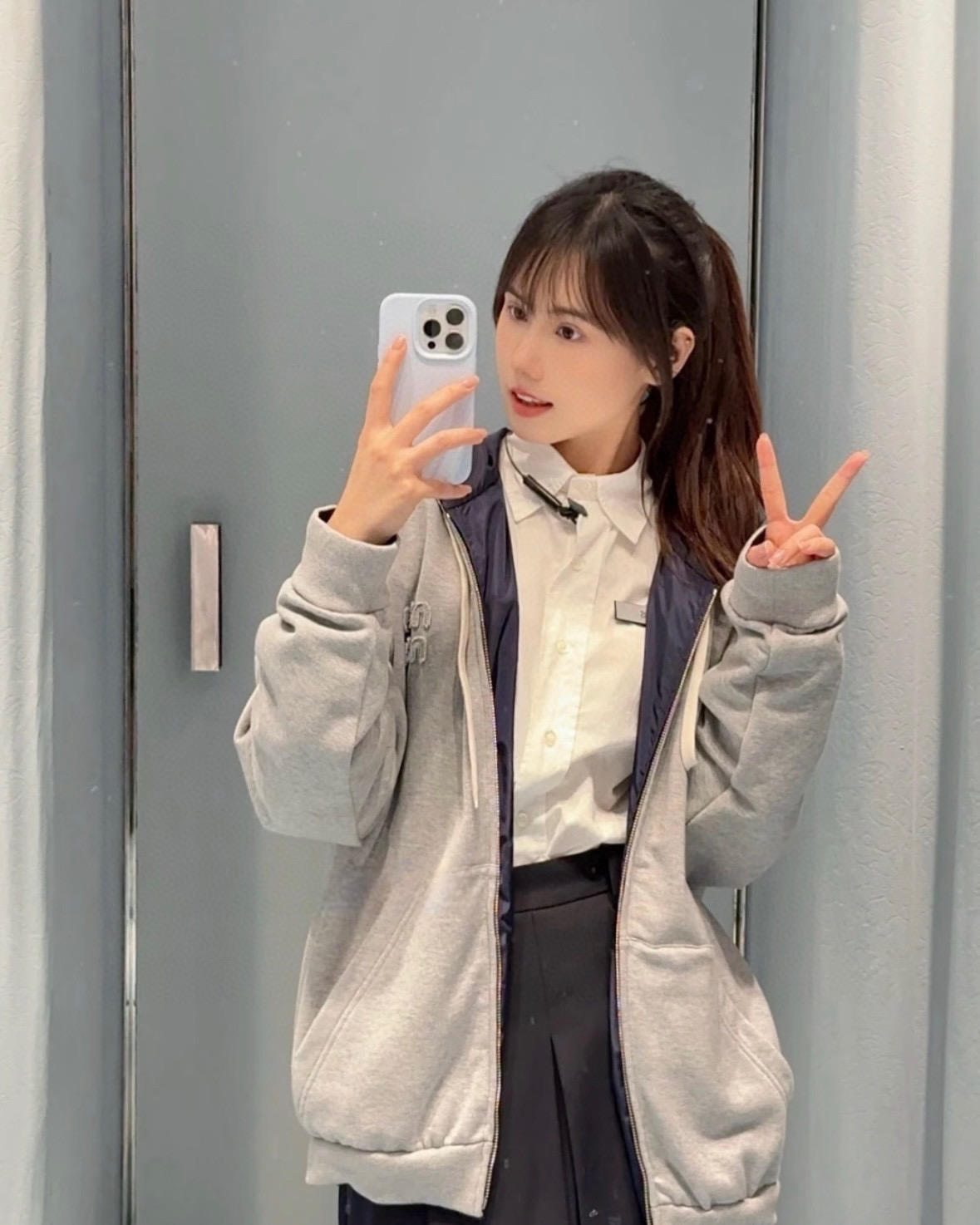 。MIU MIU25SS平纹针织连帽双面夹克外套●正品25400购入开发●新铂尔320克精梳棉针织面料●