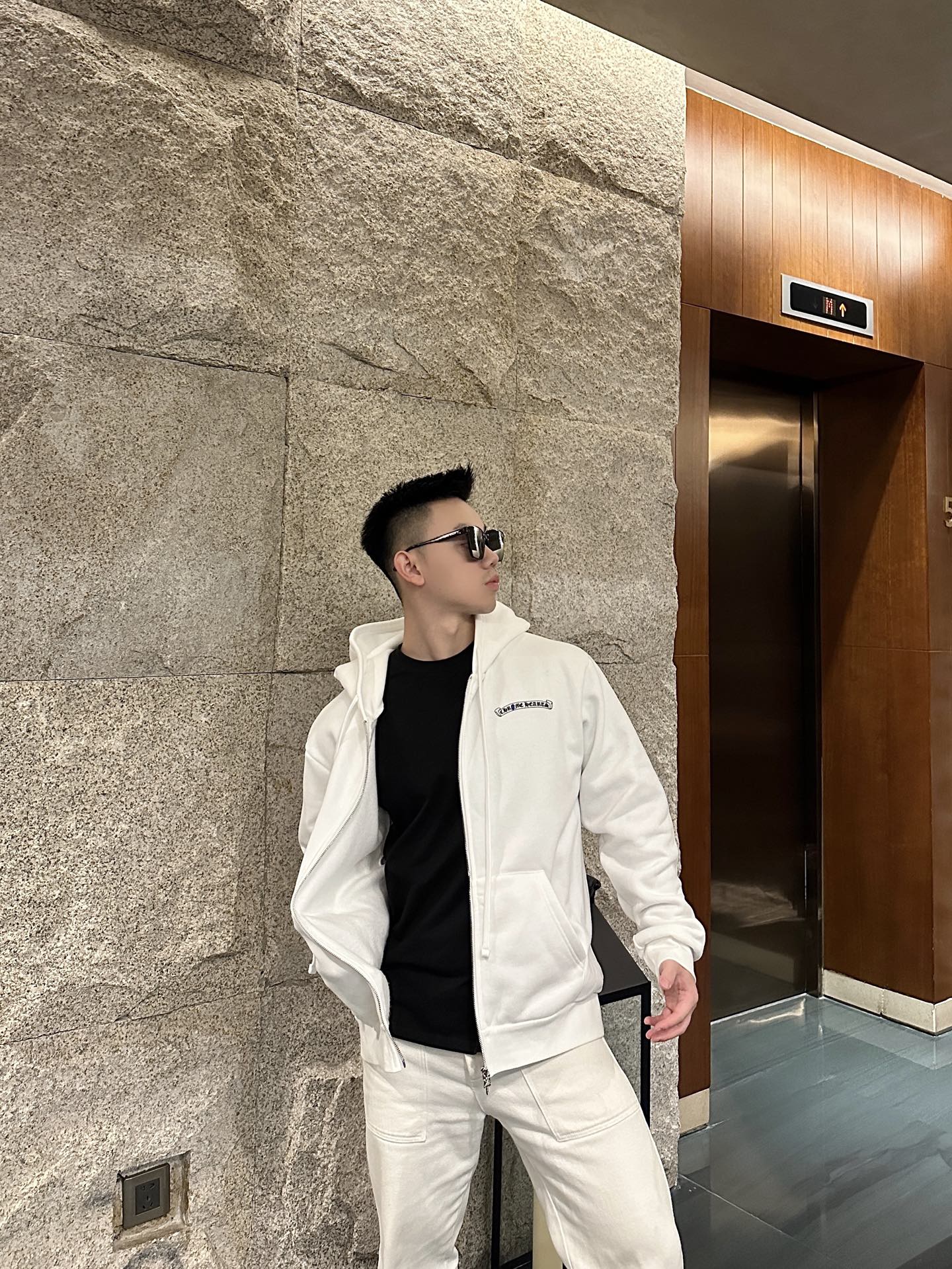 。Chrome Hearts连帽胶浆印花卫衣外套●380克全棉抓毛卫衣料●420克1*1配套高品潮牌罗纹