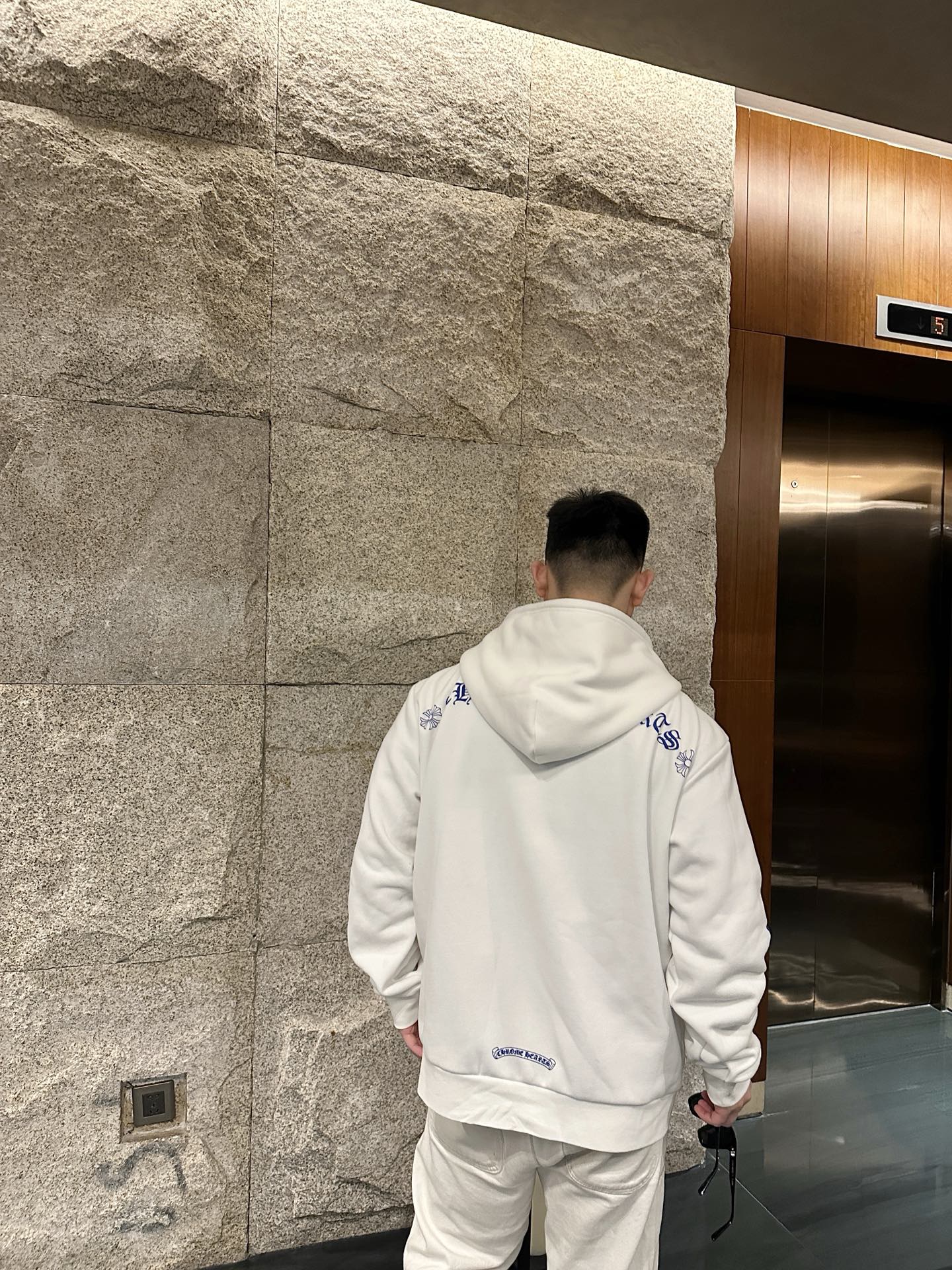 。Chrome Hearts连帽胶浆印花卫衣外套●380克全棉抓毛卫衣料●420克1*1配套高品潮牌罗纹