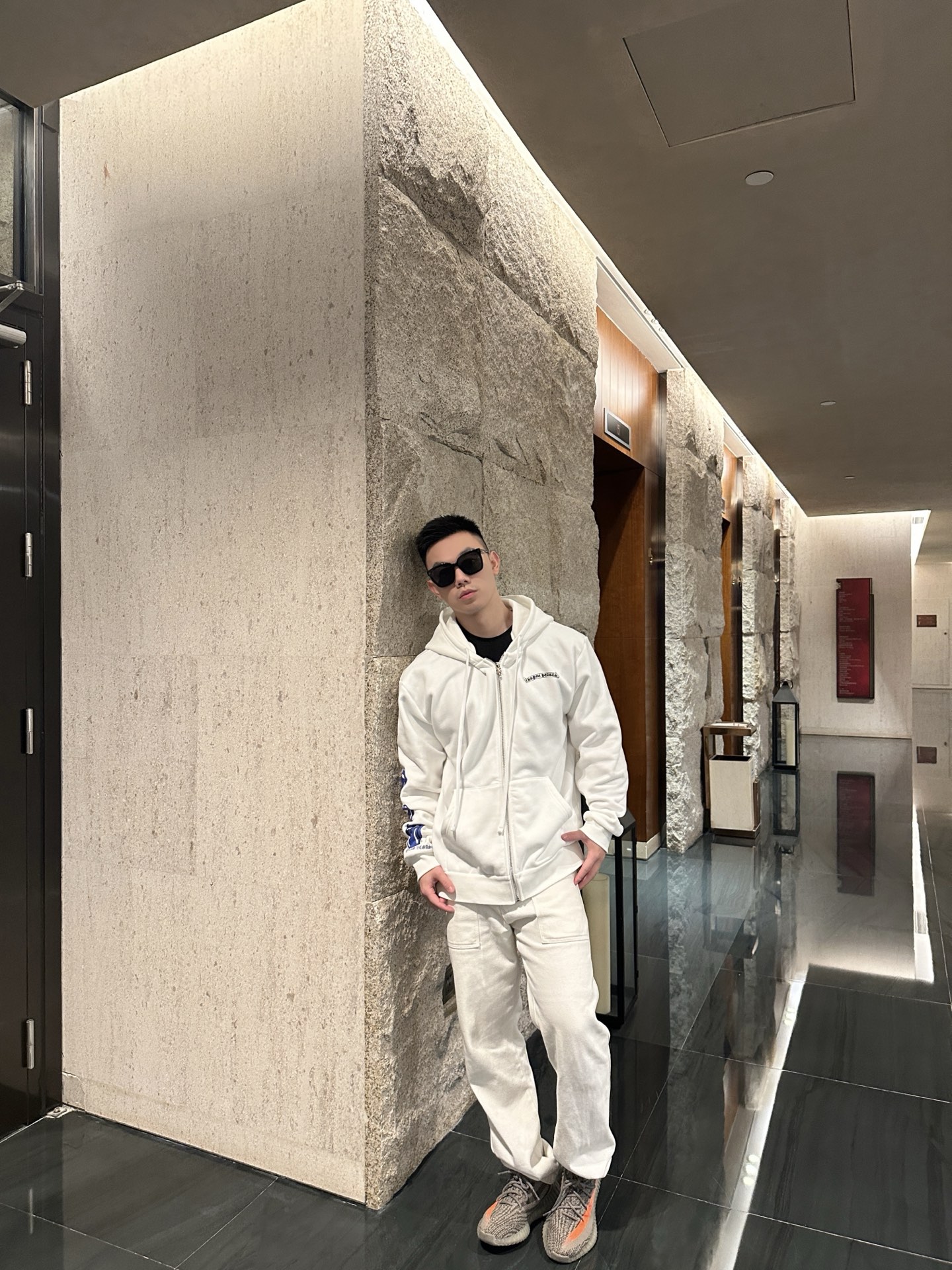 。Chrome Hearts连帽胶浆印花卫衣外套●380克全棉抓毛卫衣料●420克1*1配套高品潮牌罗纹