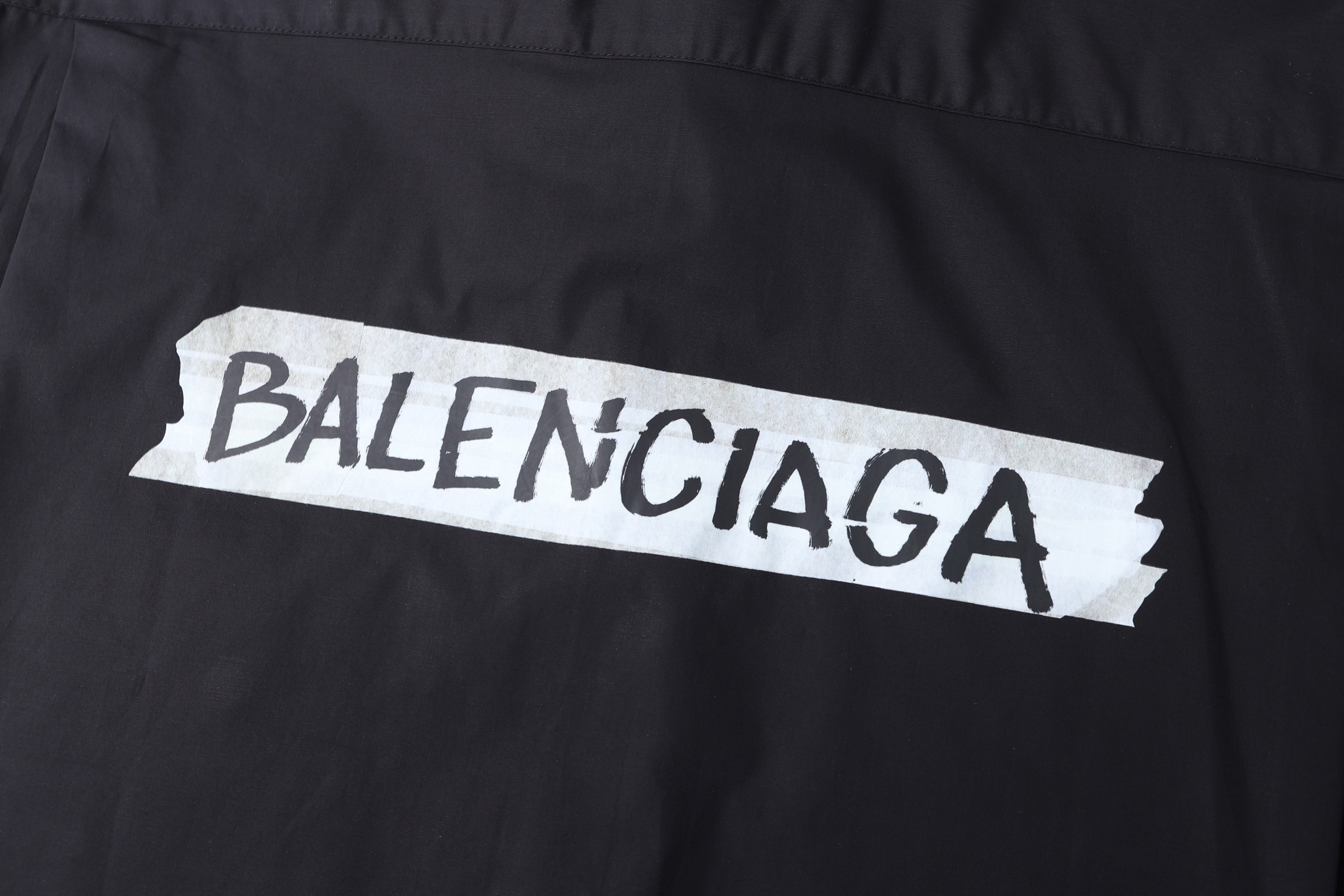 BALENCIAGA 26SS纯色翻领胶浆印花长袖衬衫 6