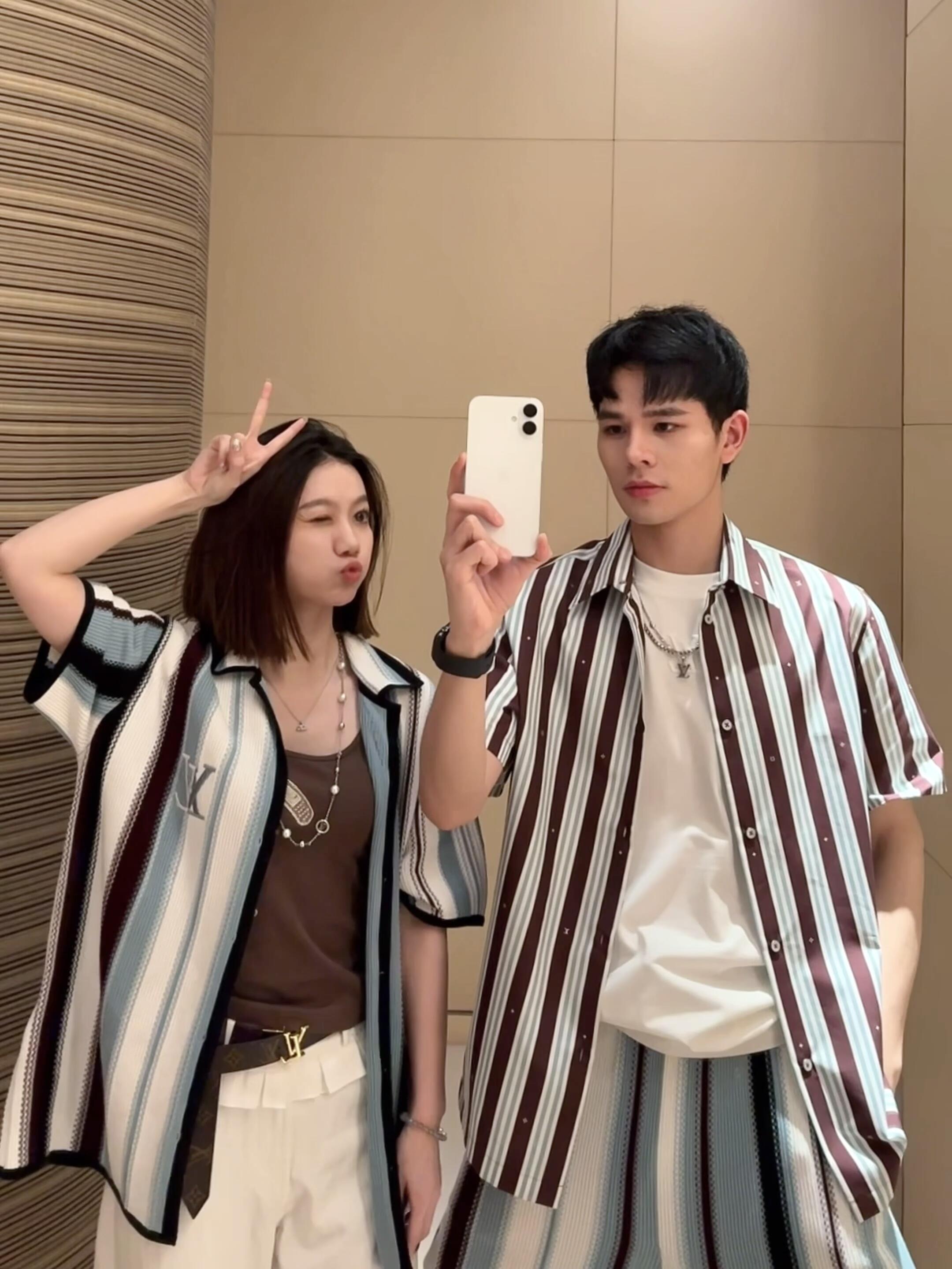 。LOUIS VUITTON 25SS条纹短袖衬衫●正品10300购入●采用40支棉纱混纺面料●布匹直喷