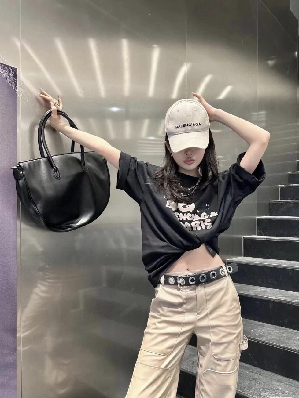 。BALENCIAGA 经典圆领数码印花直喷短袖T恤●正品3599购入开发●230克100%活性黑极品棉