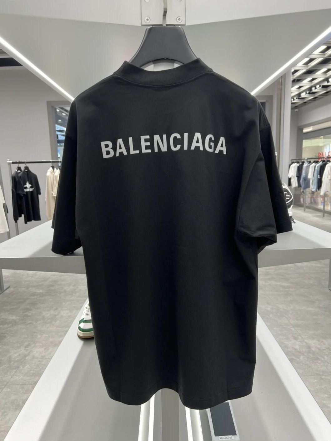。BALENCIAGA 26SS字母刺绣圆领套头中号版型T恤●正品5600购入开发●32支巴黎棉双纱10