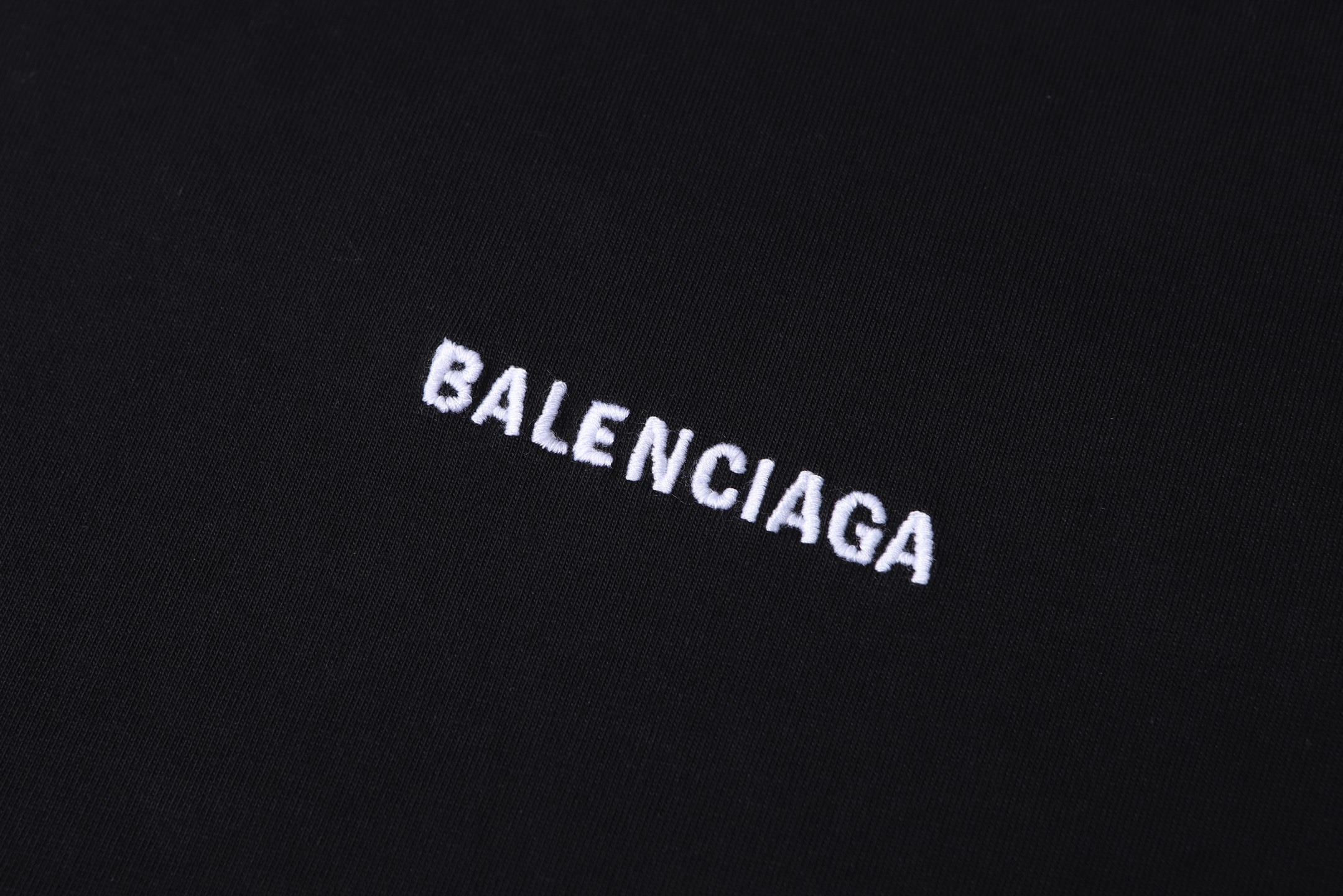 。BALENCIAGA 26SS字母刺绣圆领套头中号版型T恤●正品5600购入开发●32支巴黎棉双纱10