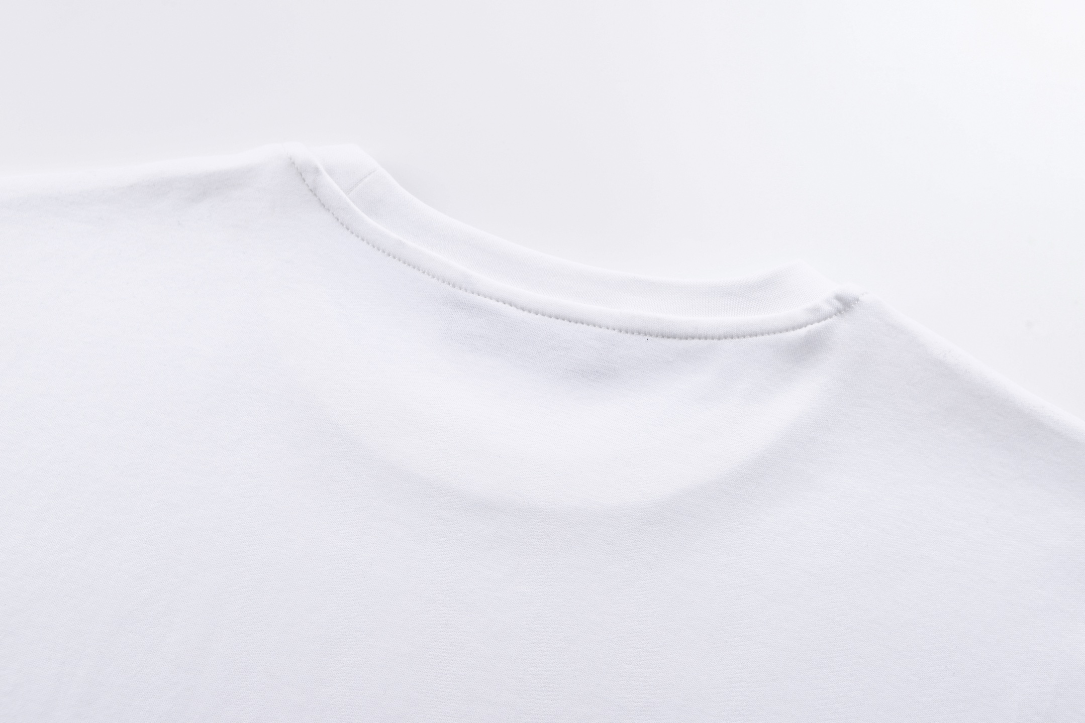 。GUCCI 26SS圆领双G互扣刺绣针织棉T恤●正品5300购入●40支双面面料230克●32支1*1