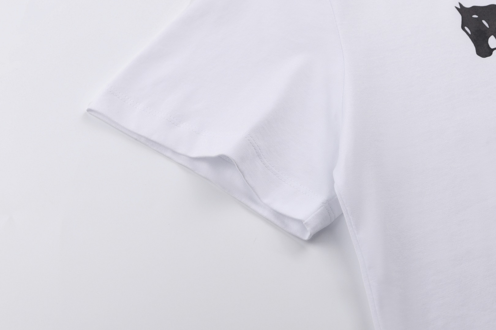 Celine CELINE 26SS胶浆印花Logo标识短袖T恤