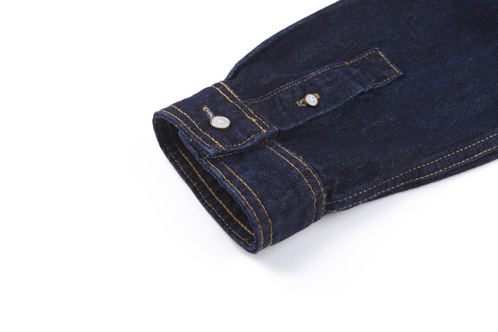 Lacoste 26SS棉质翻领长袖牛仔衬衫