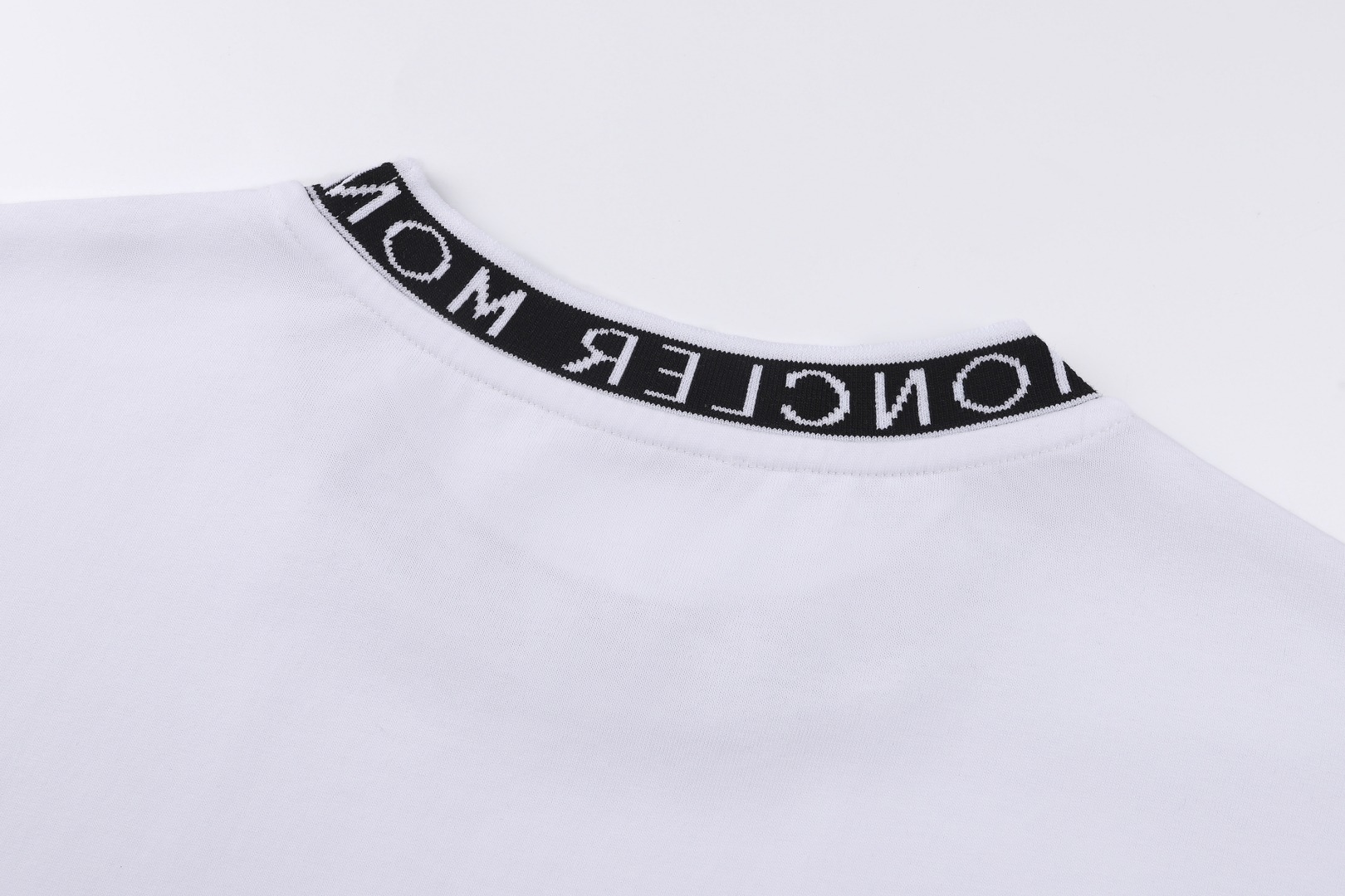 Givenchy 26SS套头标识饰边棉质T恤