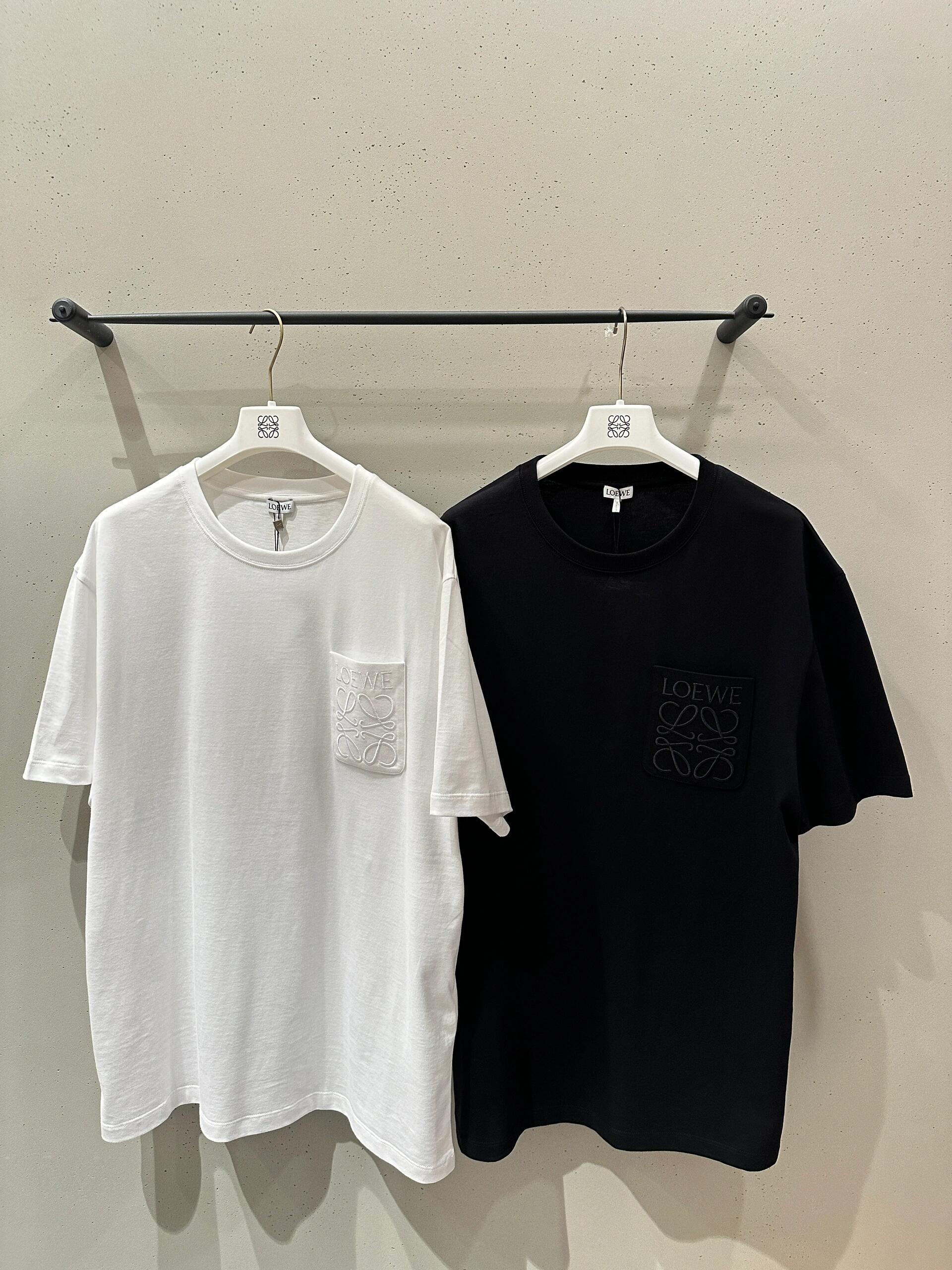 LOEWE 26SS棉质刺绣LOGO标识短袖T恤 ●正品4800购入开发 ●20支100%棉200克 ●1*1配套拉架罗
