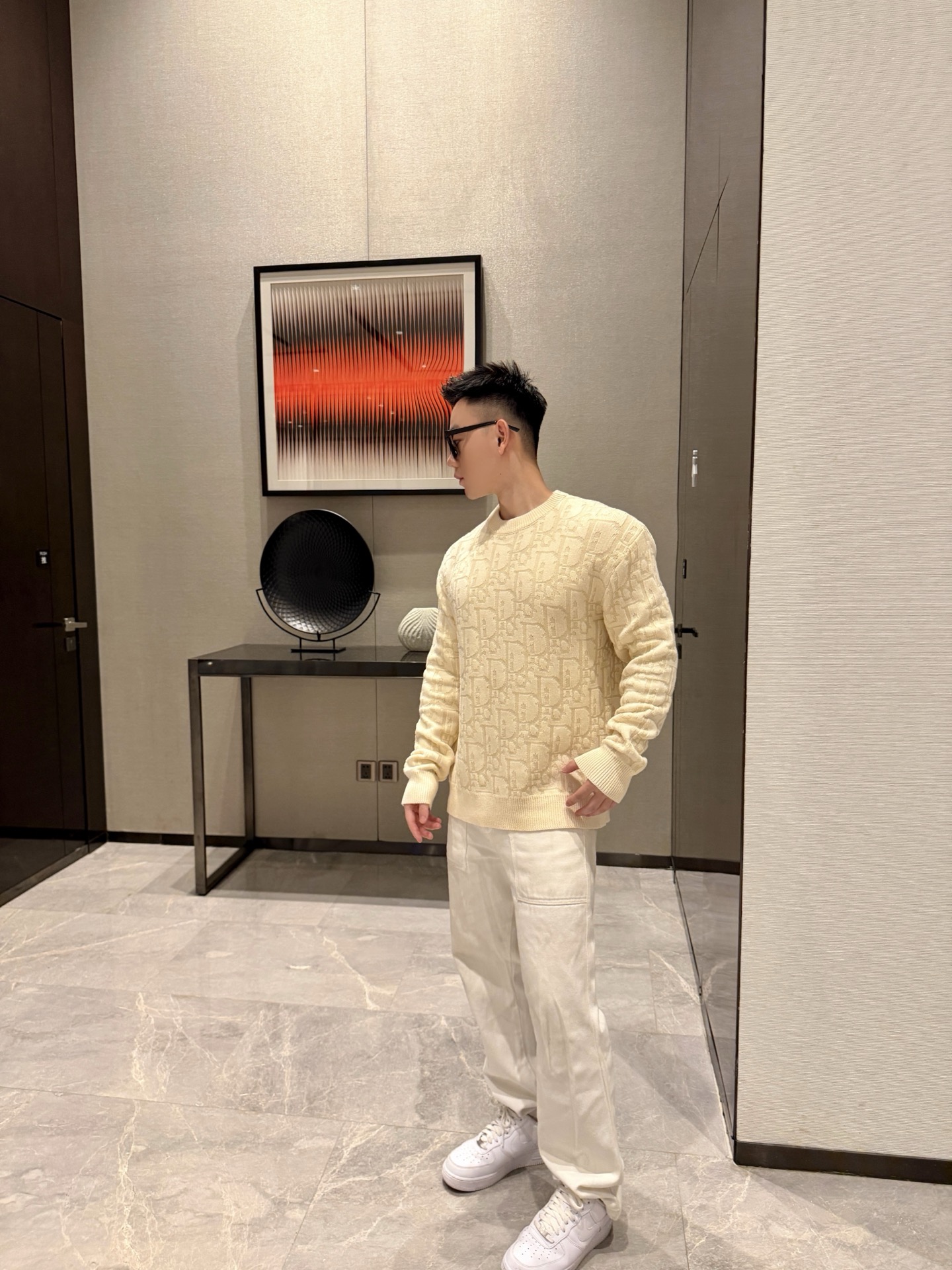 DIOR 26FW棉质混纺提花LOGO标识针织衫 ●正品17500购入开发 ●40支双股精疏棉混纺纱线 ●采用日本进口(
