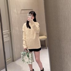 DIOR 26FW棉质混纺提花LOGO标识针织衫 ●正品17500购入开发 ●40支双股精疏棉混纺纱线 ●采用日本进口( DIOR 26FW棉质混纺提花LOGO标识针织衫 ●正品17500购入开发 ●40支双股精疏棉混纺纱线 ●采用日本进口(