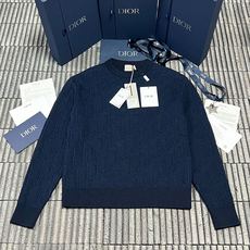 DIOR 26FW棉质混纺提花LOGO标识针织衫 ●正品17500购入开发 ●40支双股精疏棉混纺纱线 ●采用日本进口( DIOR 26FW棉质混纺提花LOGO标识针织衫 ●正品17500购入开发 ●40支双股精疏棉混纺纱线 ●采用日本进口(