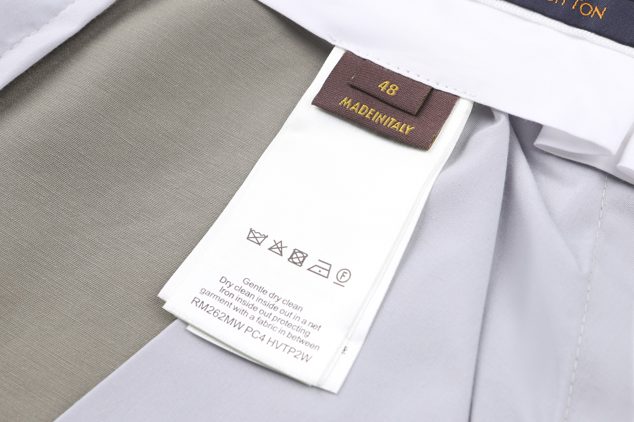 루이비통 가죽 라벨 자수 코튼 혼방 남성 바지 139372 썸네일 이미지