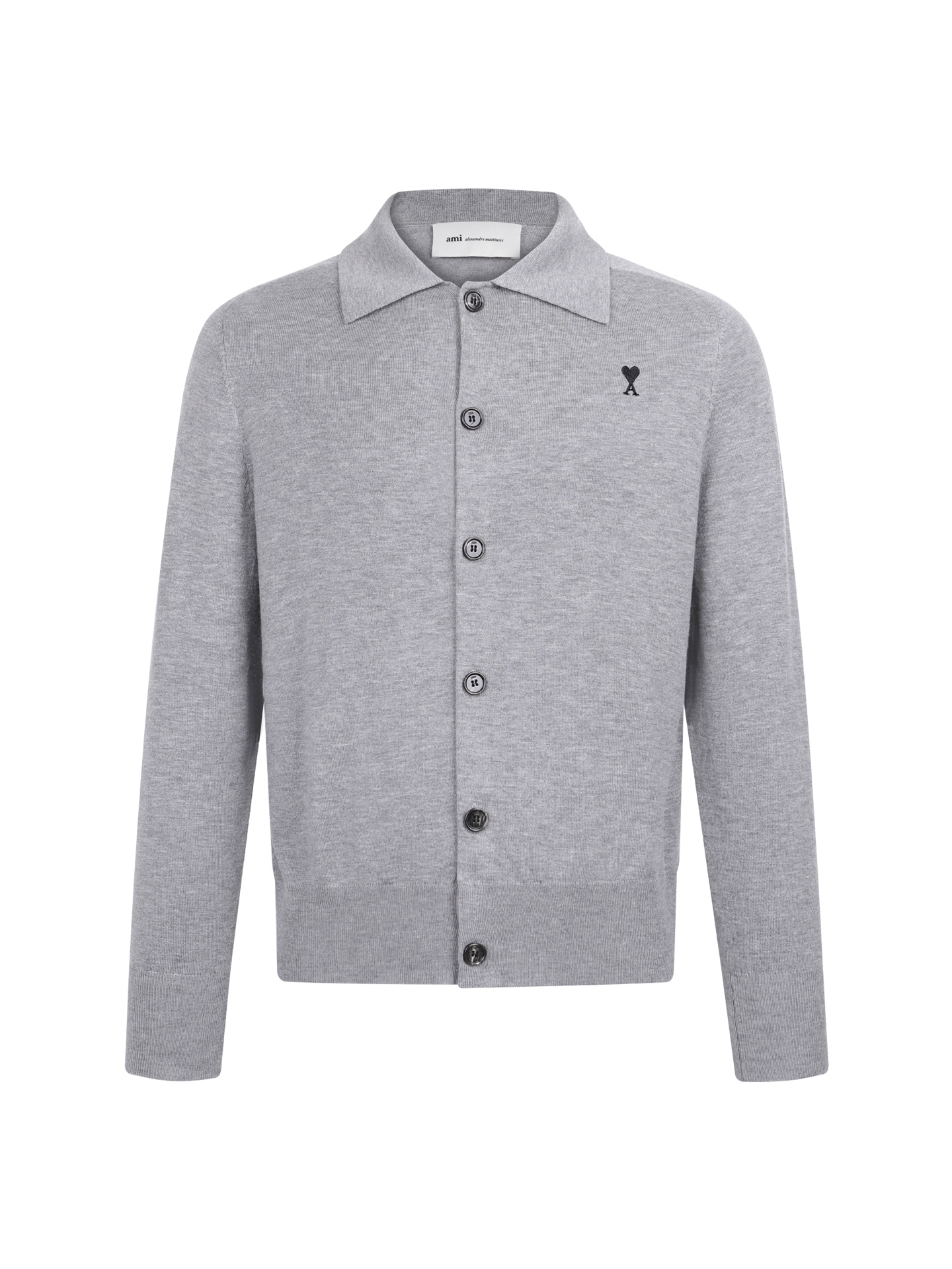 NO:949746,.Ami Paris 26FW wool ADC embroidered knitted cardigan sweater ●Authentic 3800 purchase and development ●Fine merino wool yarn ●Using German imported (14-needle) loom ●Imported embroidery ●Wool enzyme washing ●Customized 11 buttons ●Customized 11 trademarks ●Fit version ●Size S M L XL ●Hand wash recommended (this product is made of wool and is not easy to machine wash),,sweaters,19860909.Ami Paris 26FW羊毛ADC刺绣针织开衫毛衣 ●正品3800购入开发 ●精细美利奴羊毛纱线 ●采用德国进口（14针）织机 ●进口刺绣 ●毛料酵洗 ●定制11纽扣 ●定制11商标 ●合身版型 ●尺码S M L XL ●建议手洗（本产品为毛料织造而成不易机洗）,,sweaters,,Men's clothing