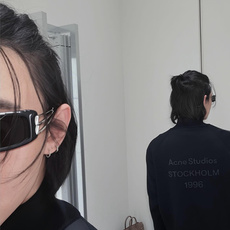 Acne Studios 26SS背面硅胶压花皮革针织开衫 ●正品5500购入开发 ●粘纤锦纶混纺纱线 ●采用德国进口( Acne Studios 26SS背面硅胶压花皮革针织开衫 ●正品5500购入开发 ●粘纤锦纶混纺纱线 ●采用德国进口(