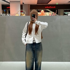 Acne Studios 26SS背面硅胶压花皮革针织开衫 ●正品5500购入开发 ●粘纤锦纶混纺纱线 ●采用德国进口( Acne Studios 26SS背面硅胶压花皮革针织开衫 ●正品5500购入开发 ●粘纤锦纶混纺纱线 ●采用德国进口(