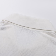 ZEGNA 刺绣标识棉质针织Polo衫 ●正品7900购入开发 ●40支棉纱羊毛混纺双股纱线 ●采用德国进口(SOTO) ZEGNA 刺绣标识棉质针织Polo衫 ●正品7900购入开发 ●40支棉纱羊毛混纺双股纱线 ●采用德国进口(SOTO)