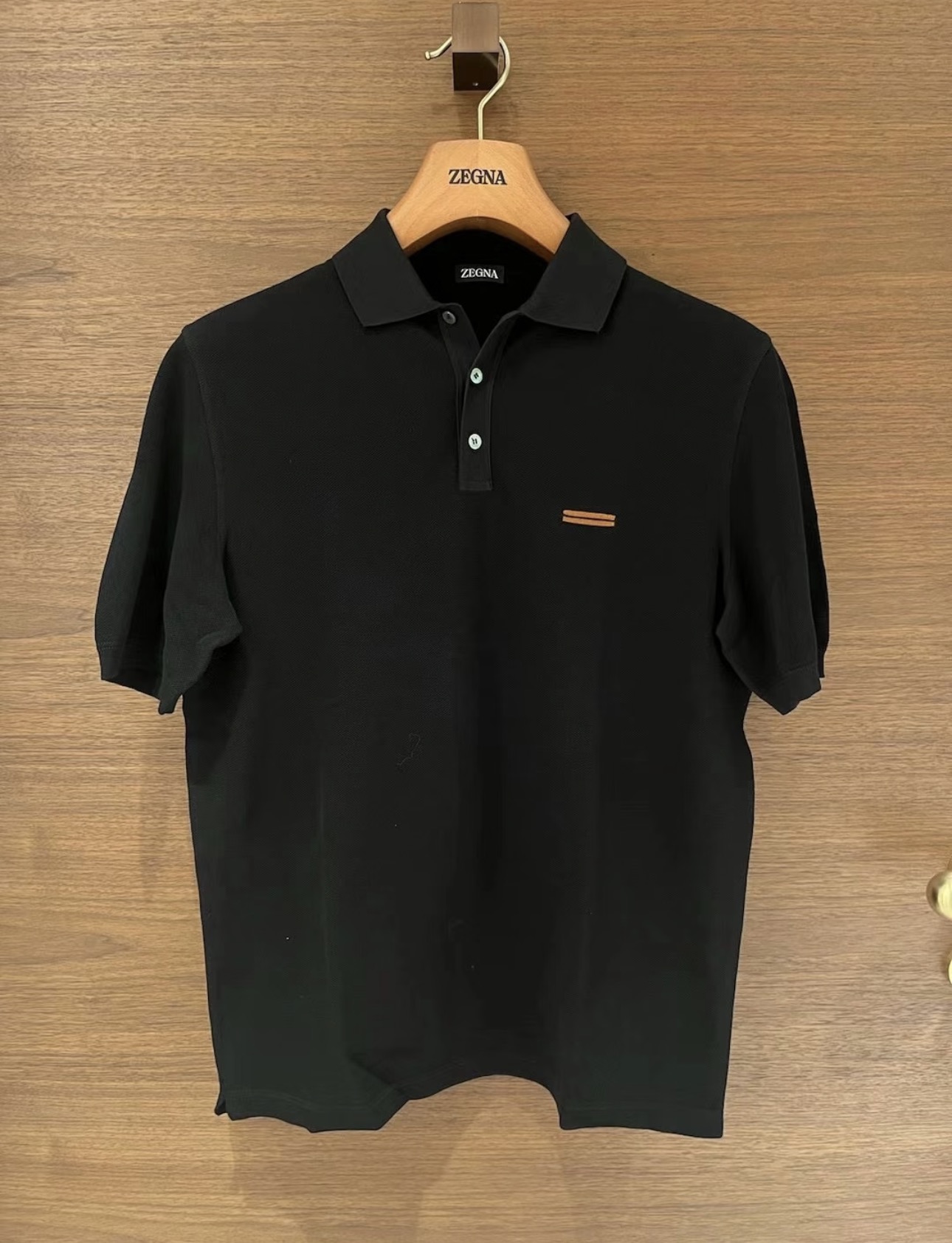 ZEGNA 刺绣标识棉质针织Polo衫 ●正品7900购入开发 ●40支棉纱羊毛混纺双股纱线 ●采用德国进口(SOTO)