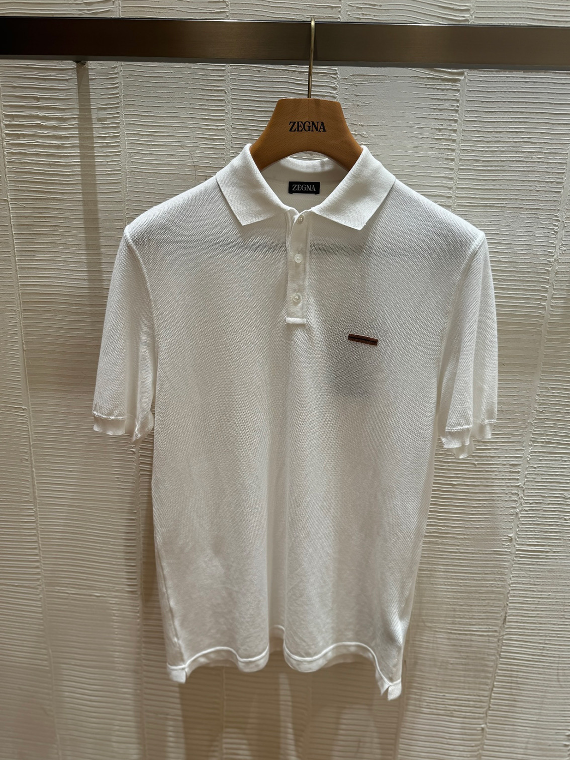ZEGNA 刺绣标识棉质针织Polo衫 ●正品7900购入开发 ●40支棉纱羊毛混纺双股纱线 ●采用德国进口(SOTO)