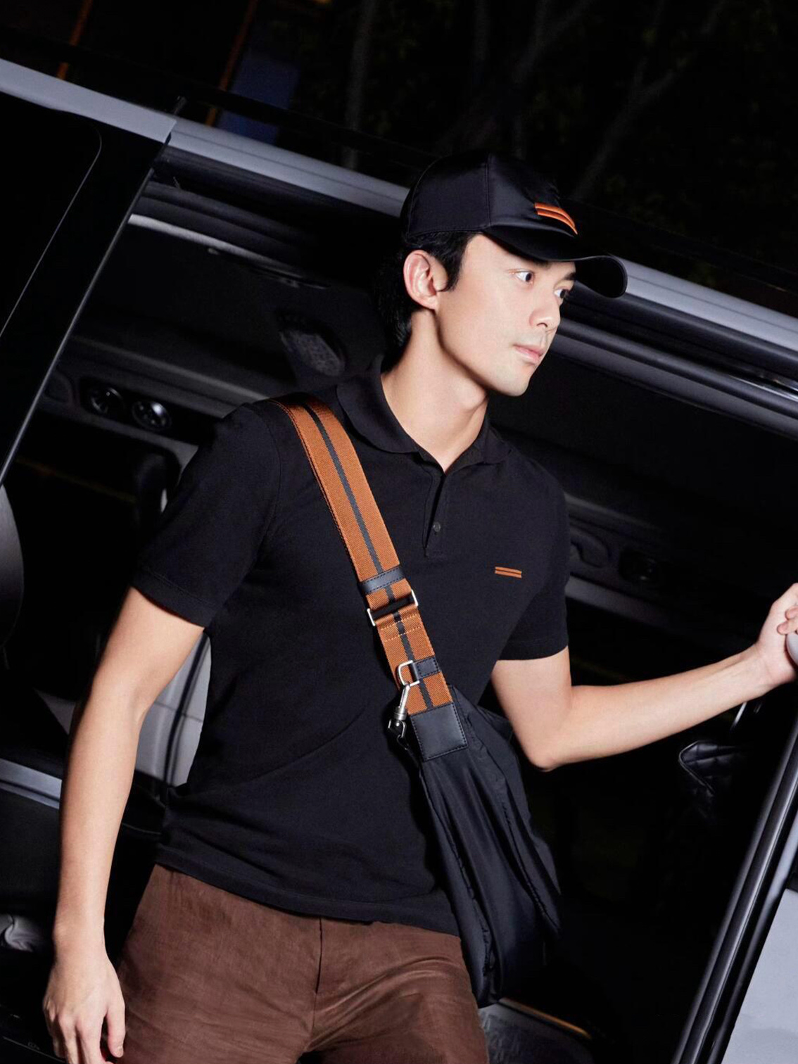 ZEGNA 刺绣标识棉质针织Polo衫 ●正品7900购入开发 ●40支棉纱羊毛混纺双股纱线 ●采用德国进口(SOTO)