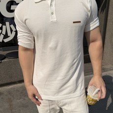 ZEGNA 刺绣标识棉质针织Polo衫 ●正品7900购入开发 ●40支棉纱羊毛混纺双股纱线 ●采用德国进口(SOTO) ZEGNA 刺绣标识棉质针织Polo衫 ●正品7900购入开发 ●40支棉纱羊毛混纺双股纱线 ●采用德国进口(SOTO)