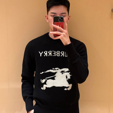 BURBERRY 24FW骑士提花Logo羊毛混纺针织衫 ●正品11275购入开发 ●羊毛澳羊绒混纺纱线 ●采用日本进口 BURBERRY 24FW骑士提花Logo羊毛混纺针织衫 ●正品11275购入开发 ●羊毛澳羊绒混纺纱线 ●采用日本进口