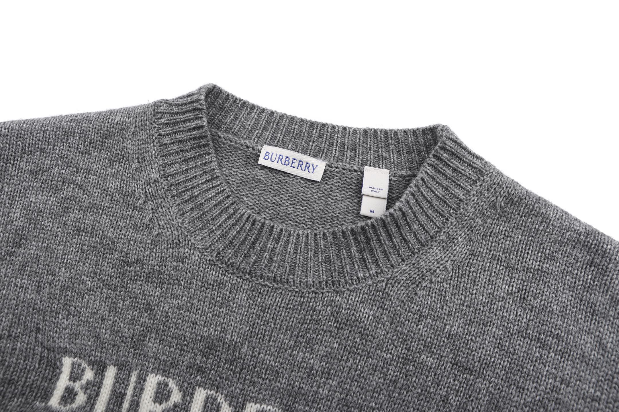 BURBERRY 24FW骑士提花Logo羊毛混纺针织衫 ●正品11275购入开发 ●羊毛澳羊绒混纺纱线 ●采用日本进口 BURBERRY 24FW骑士提花Logo羊毛混纺针织衫 ●正品11275购入开发 ●羊毛澳羊绒混纺纱线 ●采用日本进口
