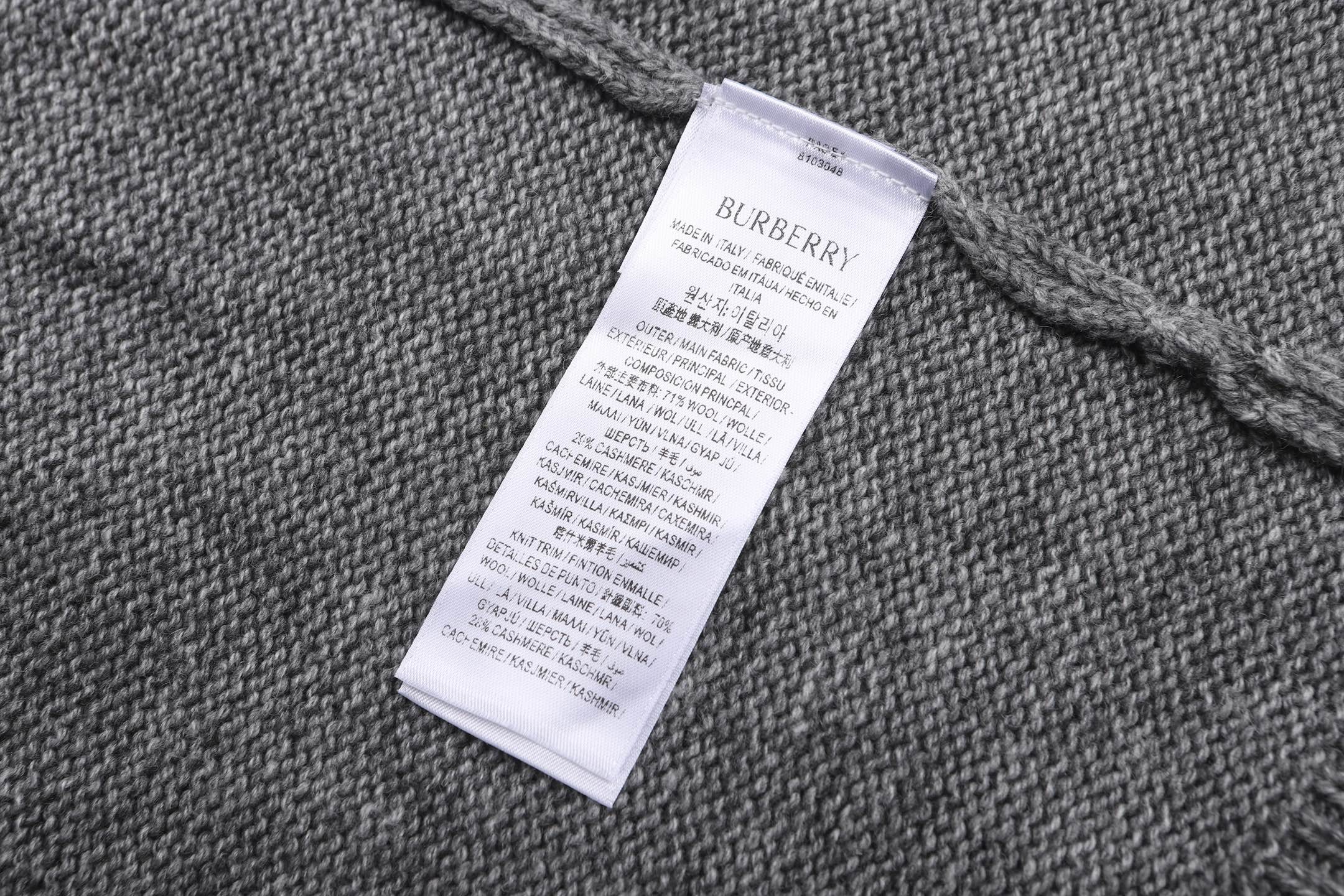 BURBERRY 24FW骑士提花Logo羊毛混纺针织衫 ●正品11275购入开发 ●羊毛澳羊绒混纺纱线 ●采用日本进口 BURBERRY 24FW骑士提花Logo羊毛混纺针织衫 ●正品11275购入开发 ●羊毛澳羊绒混纺纱线 ●采用日本进口