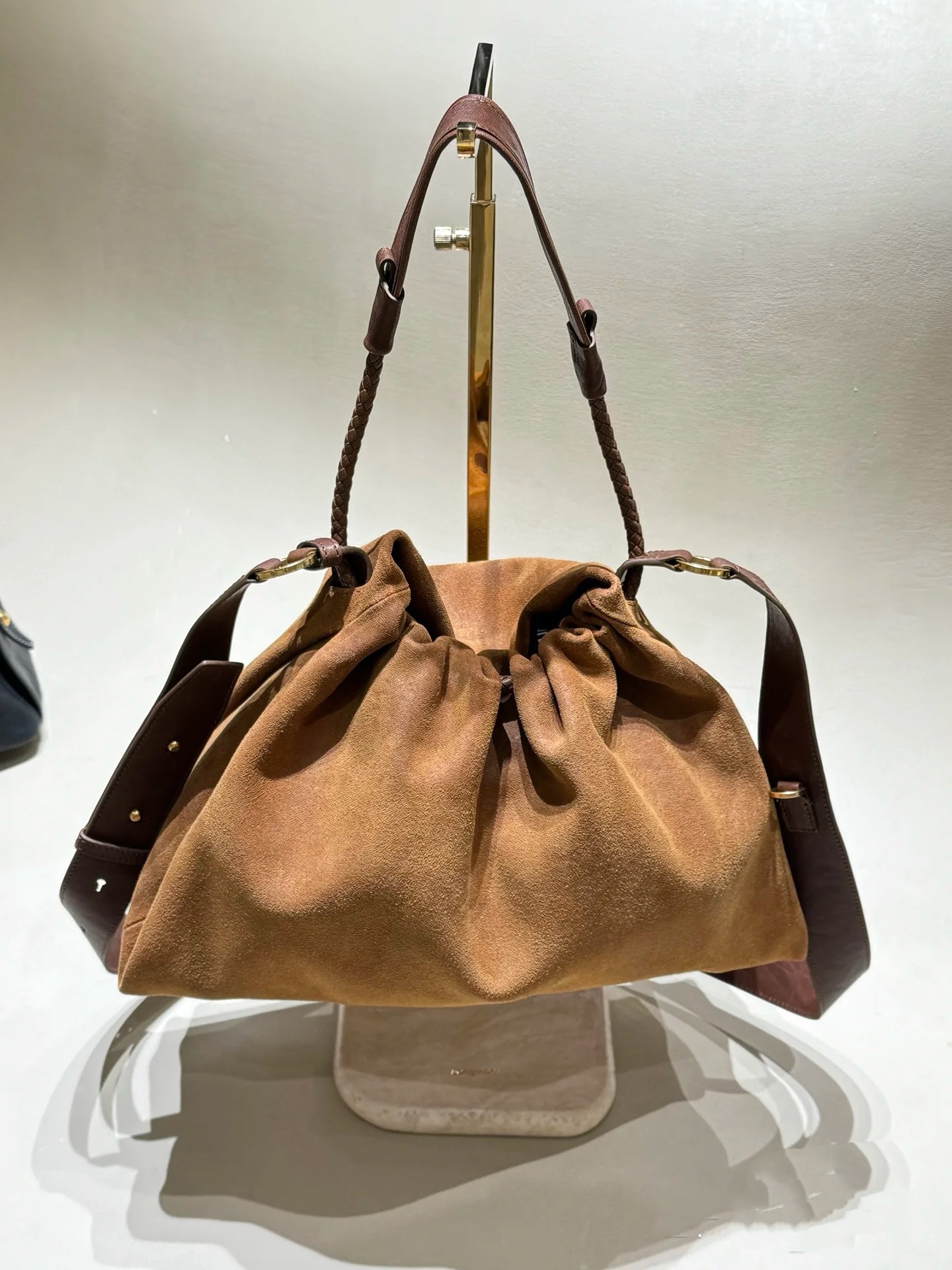 Having an understanding of one's own fashion and not being defined by ot - Lifestyle 4